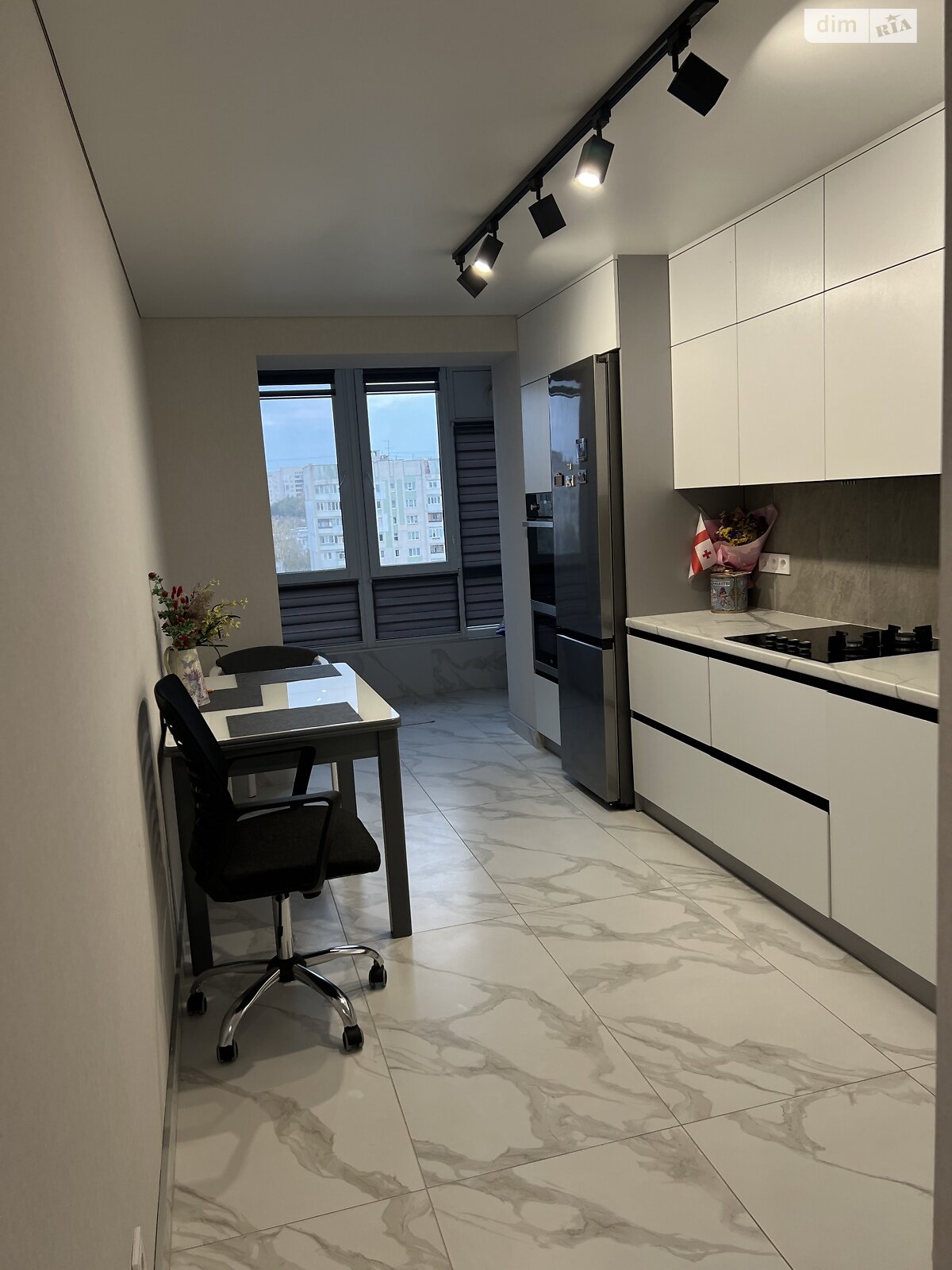 однокомнатная квартира в Виннице, район Вишенка, на просп. Юности 16Б, кв. 28 в аренду на долгий срок помесячно фото 1