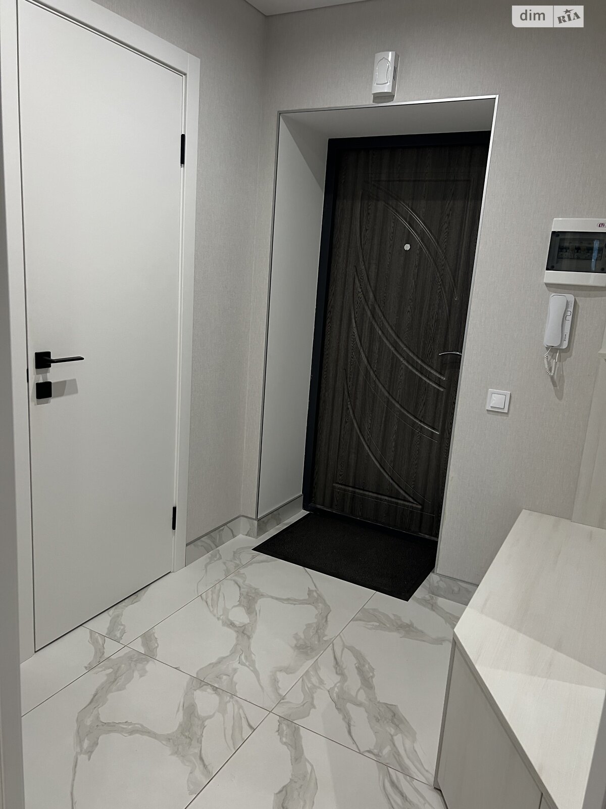 однокомнатная квартира в Виннице, район Вишенка, на просп. Юности 16Б, кв. 28 в аренду на долгий срок помесячно фото 1