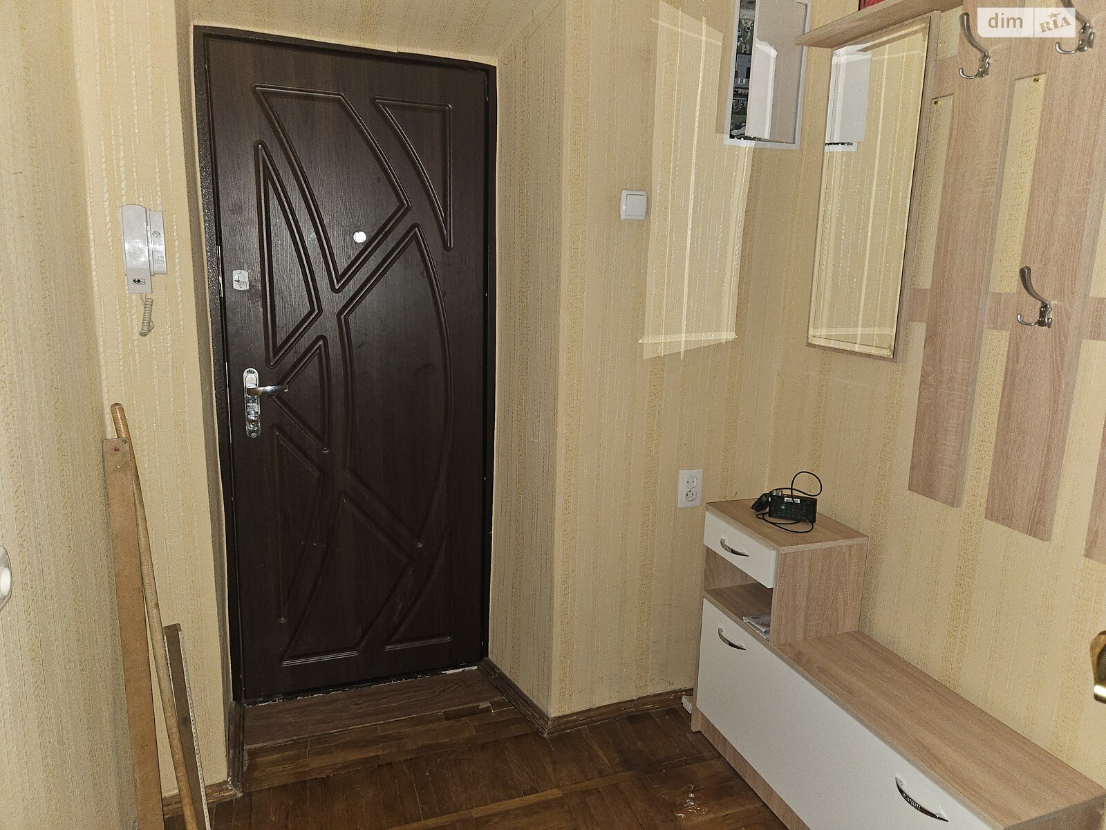 трехкомнатная квартира в Виннице, район Вишенка, на просп. Юности 77 в аренду на долгий срок помесячно фото 1 трехкомнатная квартира в Виннице, район Вишенка, на просп. Юности 77 в аренду на долгий срок помесячно фото 1