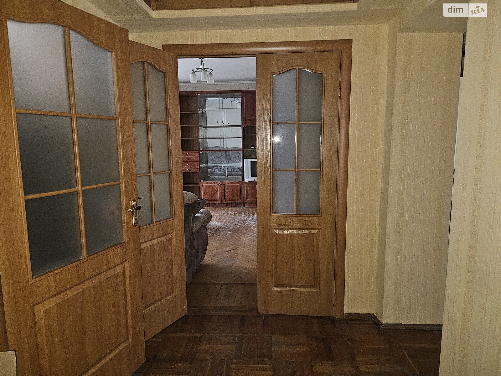 трехкомнатная квартира в Виннице, район Вишенка, на просп. Юности 77 в аренду на долгий срок помесячно фото 1 трехкомнатная квартира в Виннице, район Вишенка, на просп. Юности 77 в аренду на долгий срок помесячно фото 1