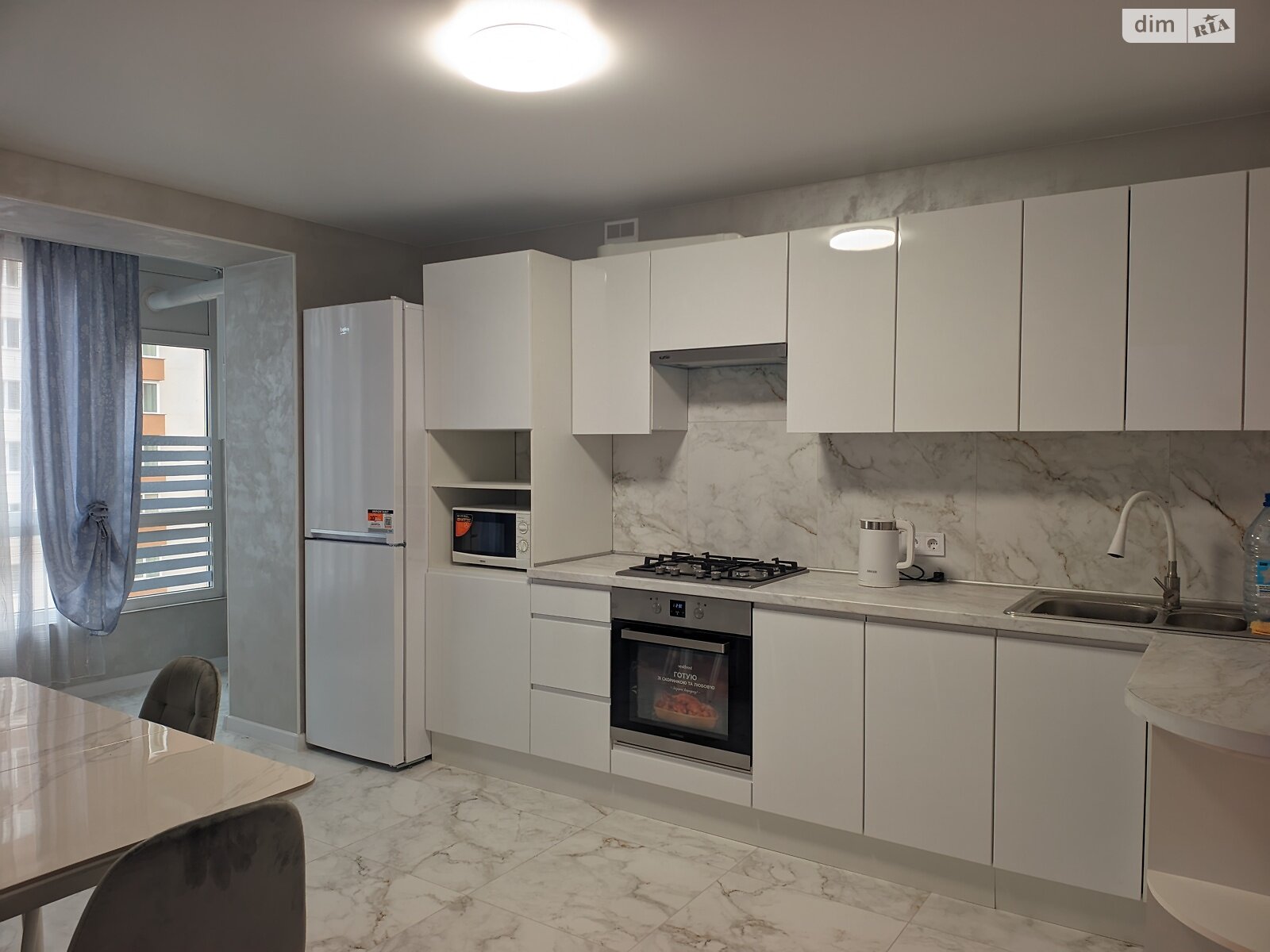 двухкомнатная квартира в Виннице, район Вишенка, на просп. Юности 16Г в аренду на долгий срок помесячно фото 1 двухкомнатная квартира в Виннице, район Вишенка, на просп. Юности 16Г в аренду на долгий срок помесячно фото 1