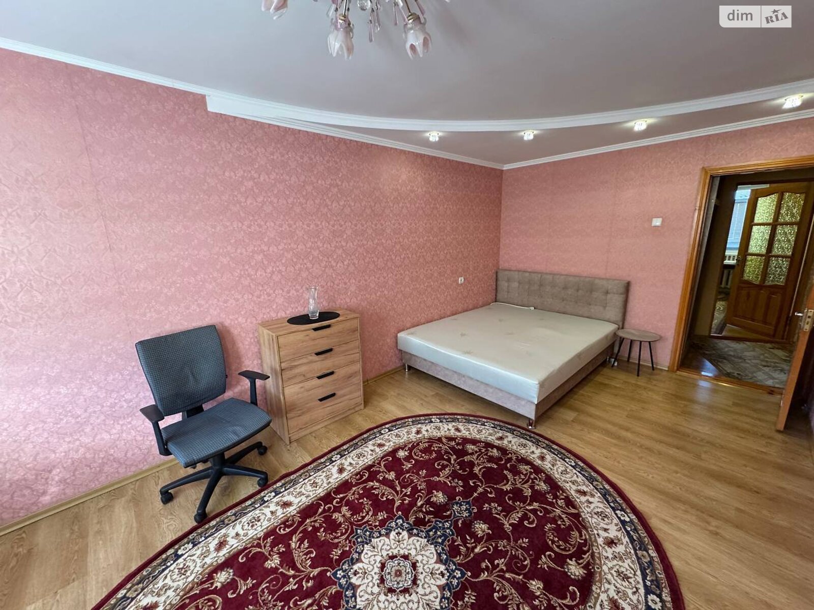 двухкомнатная квартира в Виннице, район Вишенка, на просп. Юности 23 в аренду на долгий срок помесячно фото 1