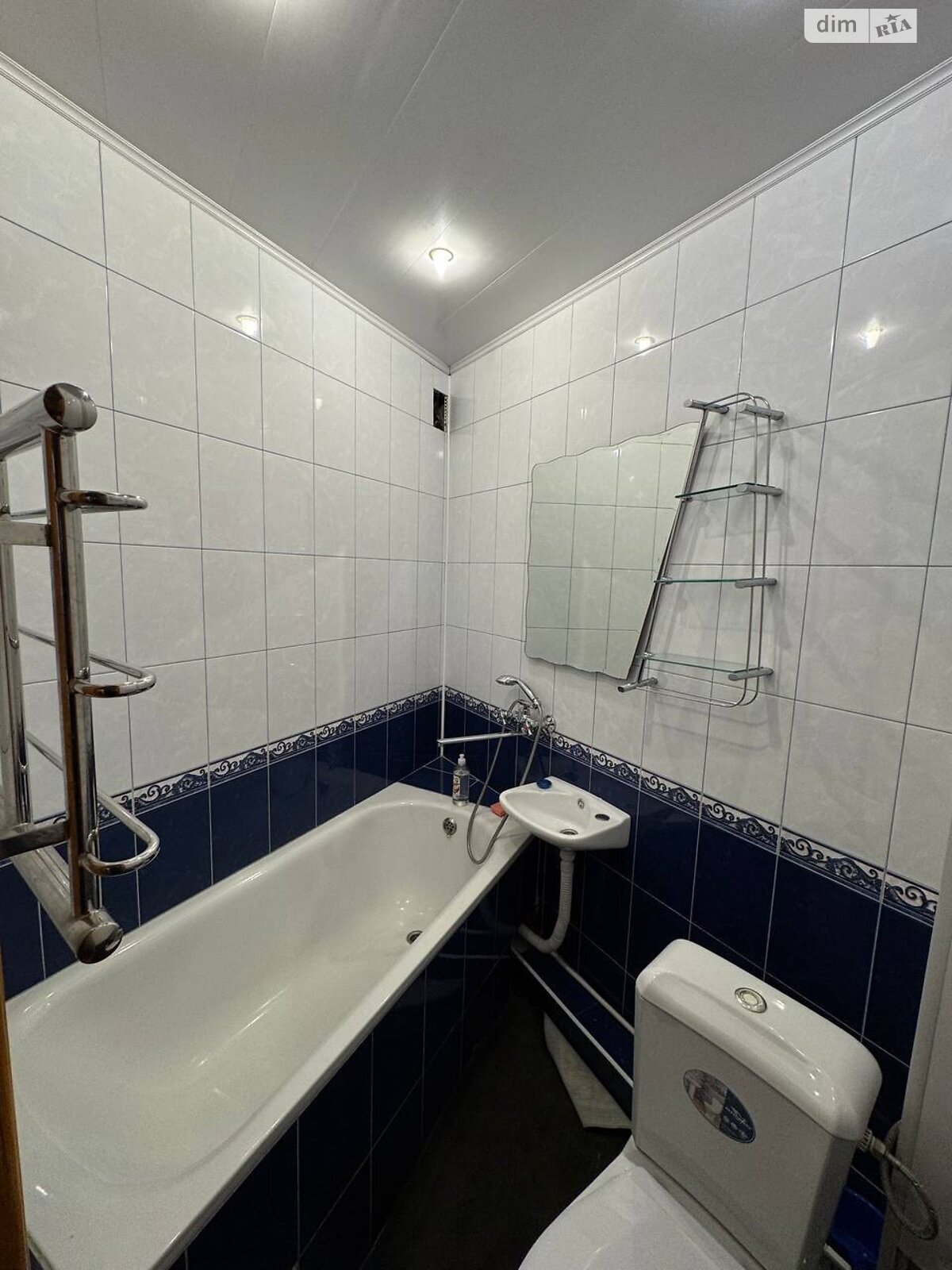 двухкомнатная квартира в Виннице, район Вишенка, на просп. Юности 23 в аренду на долгий срок помесячно фото 1