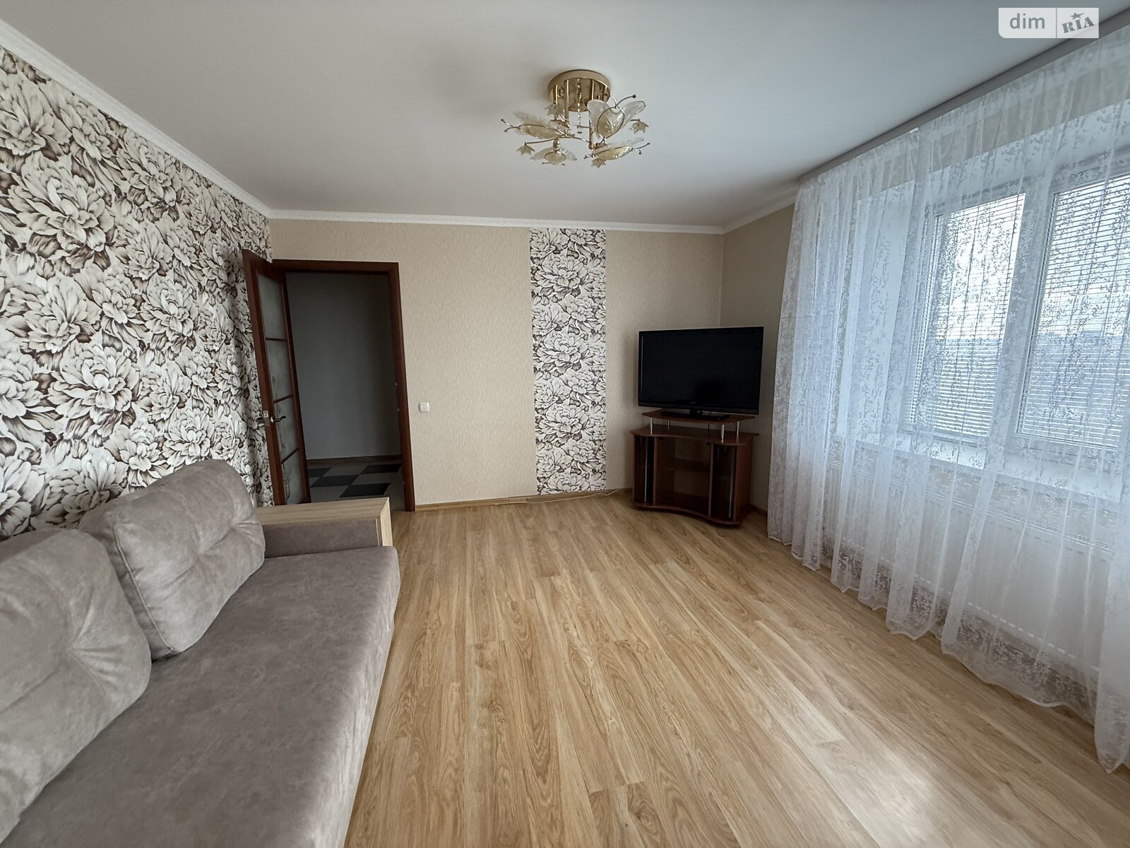 однокімнатна квартира в Вінниці, район Вишенька, на просп. Юності в довготривалу оренду помісячно фото 1