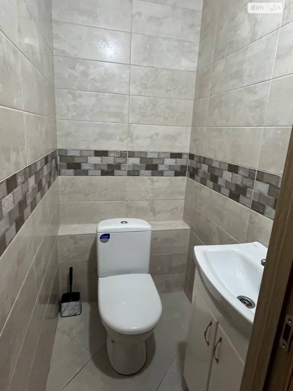 двухкомнатная квартира в Виннице, район Военный городок, на ул. Антонова Олега 13В корпус 1 в аренду на долгий срок помесячно фото 1 двухкомнатная квартира в Виннице, район Военный городок, на ул. Антонова Олега 13В корпус 1 в аренду на долгий срок помесячно фото 1