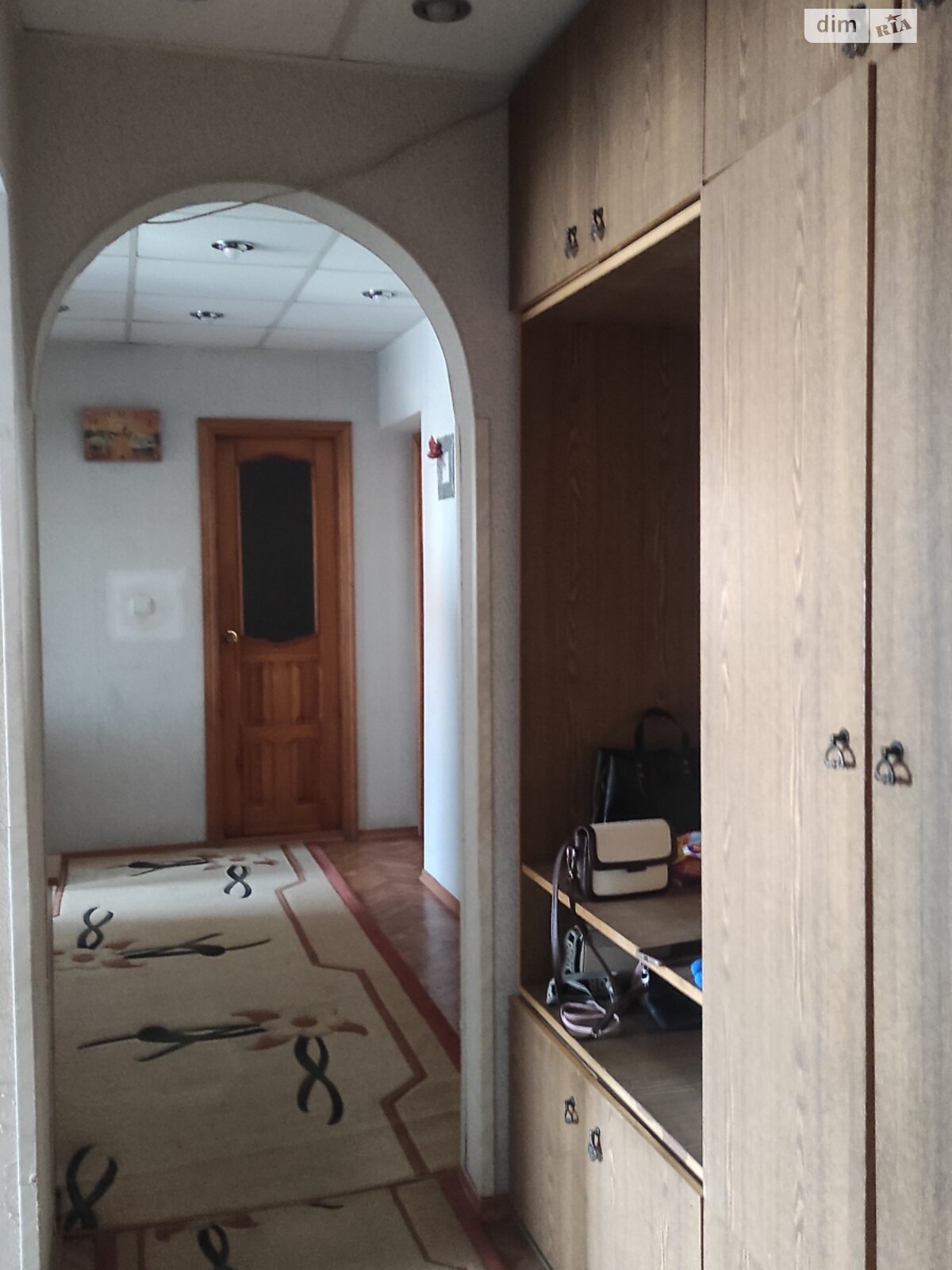 трехкомнатная квартира в Виннице, район Военный городок, на ул. Павла Тычины 13 в аренду на долгий срок помесячно фото 1