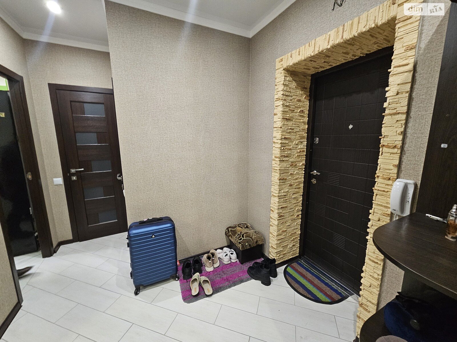 двухкомнатная квартира в Виннице, район Военный городок, на ул. Шимка Максима 38Б в аренду на долгий срок помесячно фото 1 двухкомнатная квартира в Виннице, район Военный городок, на ул. Шимка Максима 38Б в аренду на долгий срок помесячно фото 1