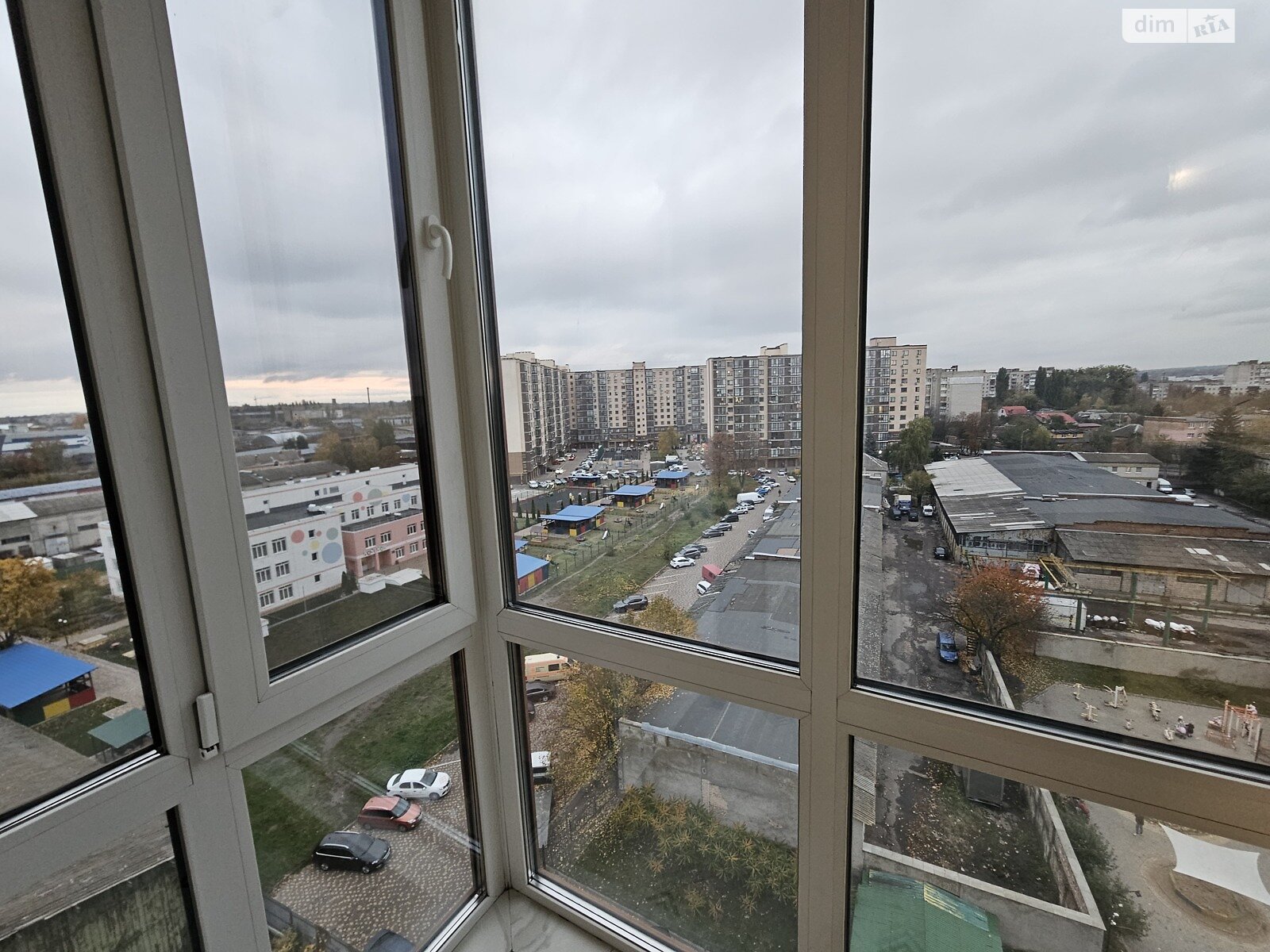 двухкомнатная квартира в Виннице, район Военный городок, на ул. Шимка Максима 38Б в аренду на долгий срок помесячно фото 1 двухкомнатная квартира в Виннице, район Военный городок, на ул. Шимка Максима 38Б в аренду на долгий срок помесячно фото 1