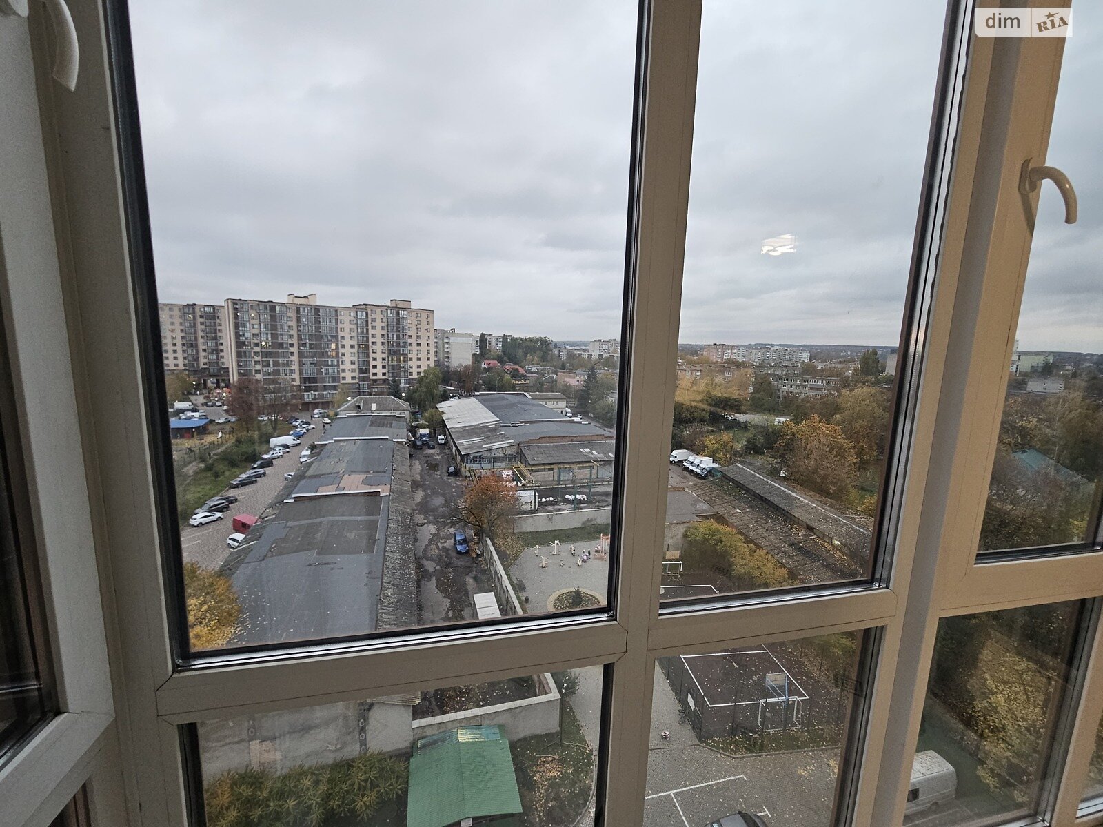 двухкомнатная квартира в Виннице, район Военный городок, на ул. Шимка Максима 38Б в аренду на долгий срок помесячно фото 1 двухкомнатная квартира в Виннице, район Военный городок, на ул. Шимка Максима 38Б в аренду на долгий срок помесячно фото 1