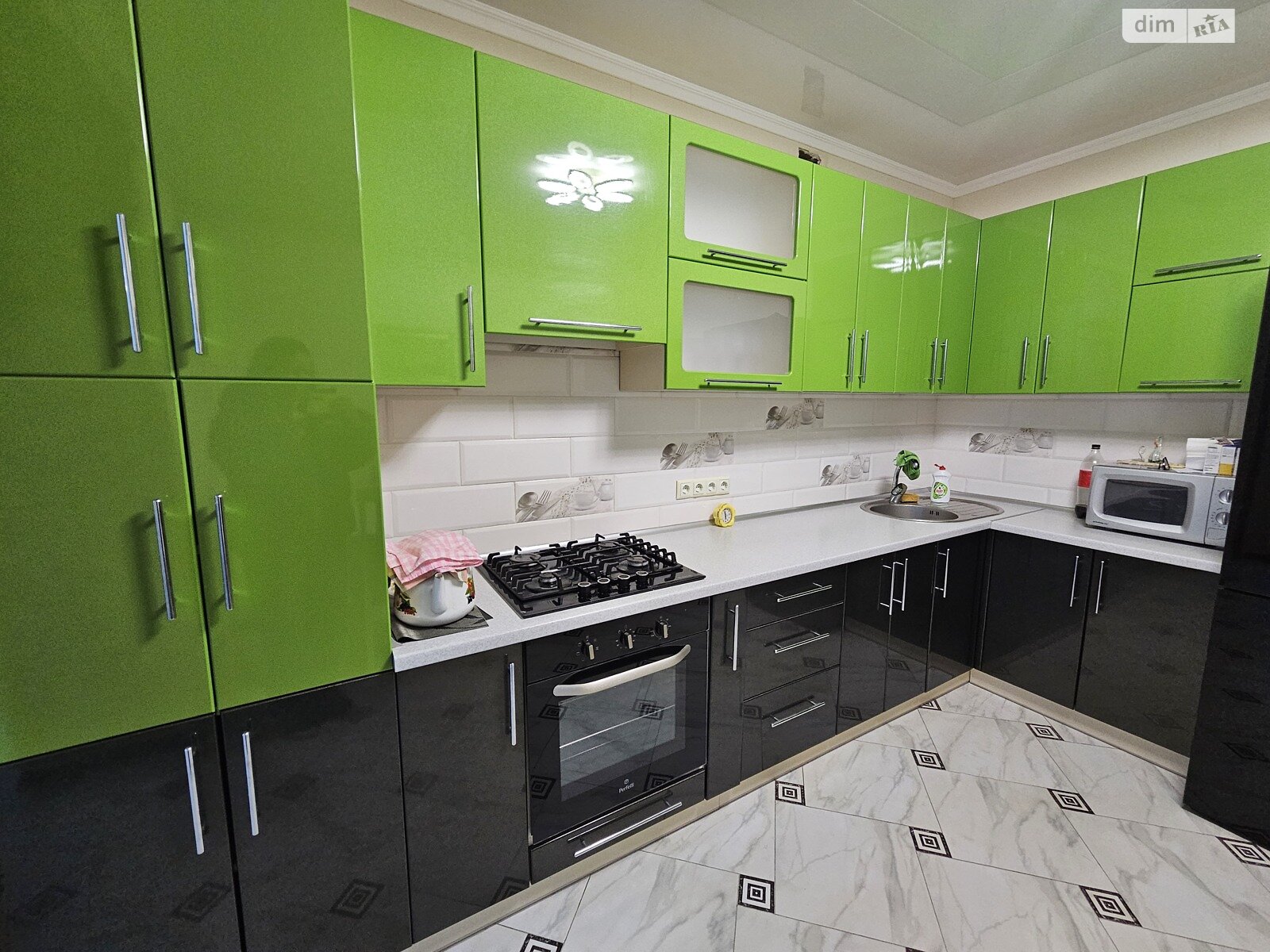 двухкомнатная квартира в Виннице, район Военный городок, на ул. Шимка Максима 38Б в аренду на долгий срок помесячно фото 1 двухкомнатная квартира в Виннице, район Военный городок, на ул. Шимка Максима 38Б в аренду на долгий срок помесячно фото 1