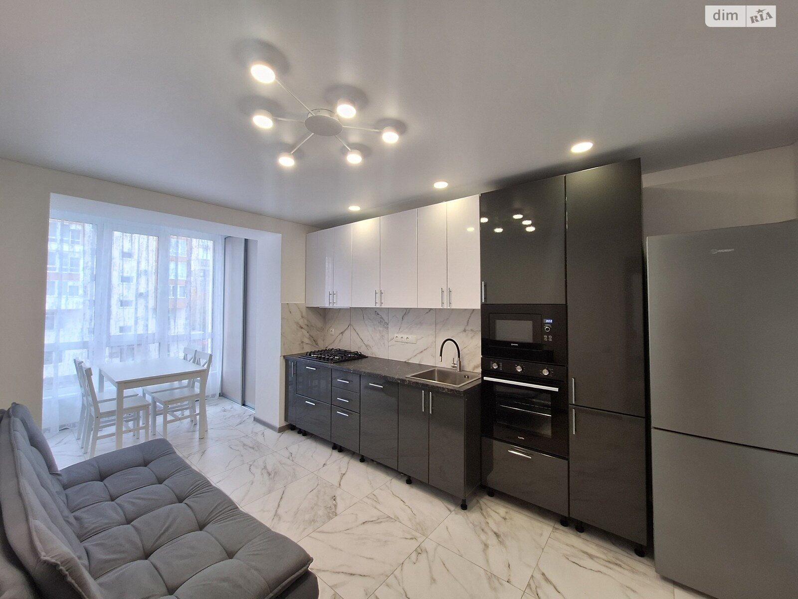 двокімнатна квартира в Вінниці, на просп. Юності в довготривалу оренду помісячно фото 1 двокімнатна квартира в Вінниці, на просп. Юності в довготривалу оренду помісячно фото 1