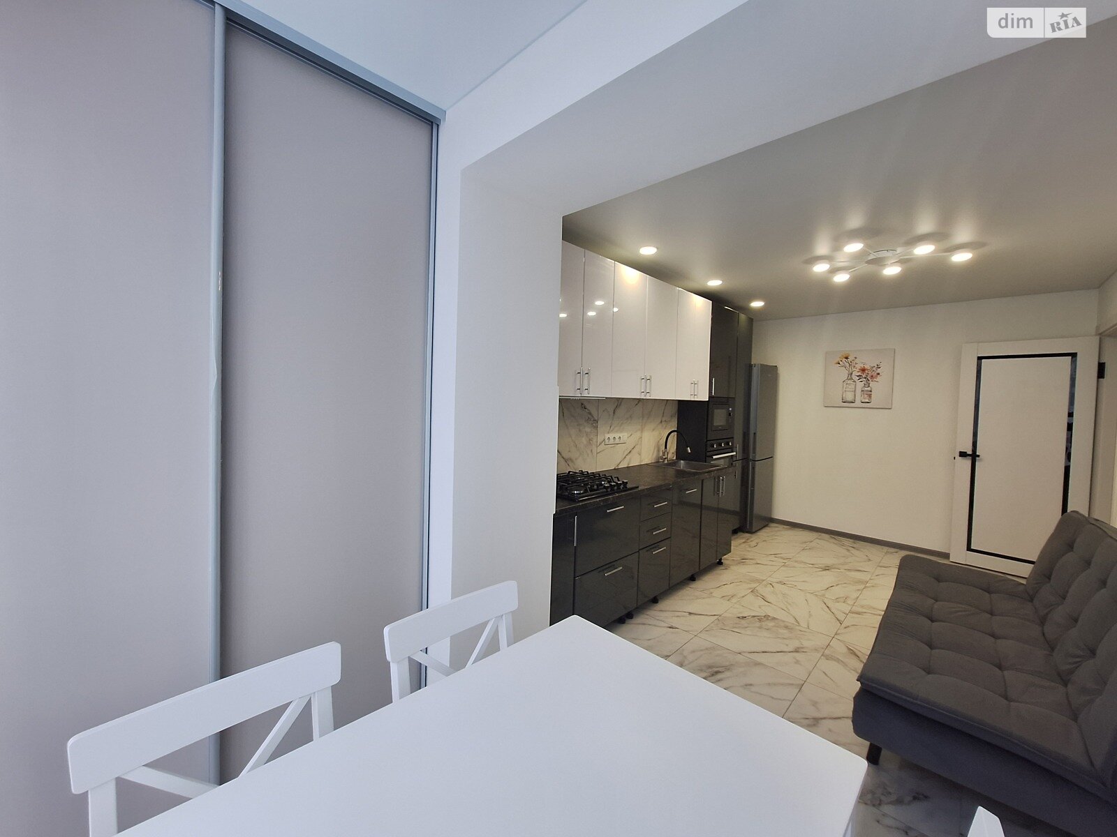 двокімнатна квартира в Вінниці, на просп. Юності в довготривалу оренду помісячно фото 1 двокімнатна квартира в Вінниці, на просп. Юності в довготривалу оренду помісячно фото 1