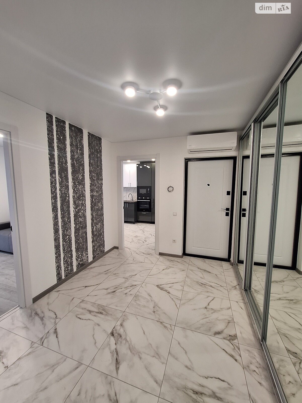 двокімнатна квартира в Вінниці, на просп. Юності в довготривалу оренду помісячно фото 1 двокімнатна квартира в Вінниці, на просп. Юності в довготривалу оренду помісячно фото 1