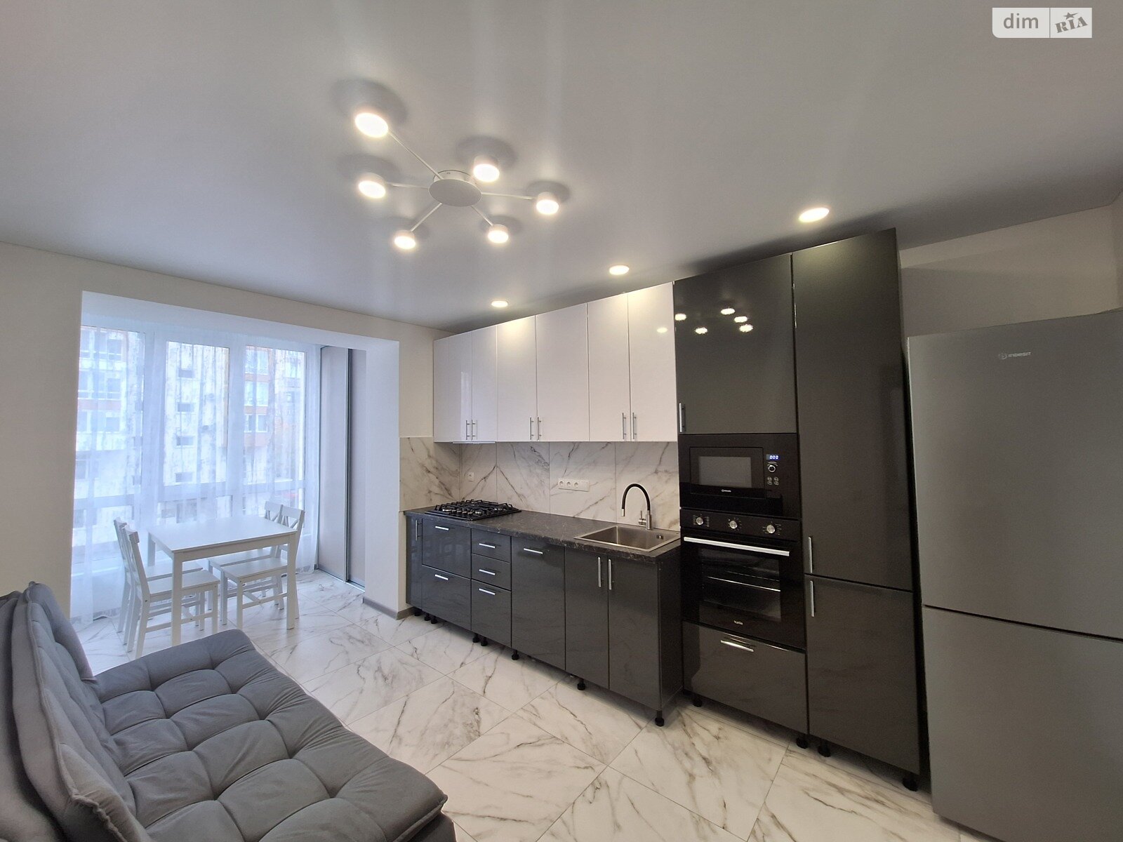 двокімнатна квартира в Вінниці, на просп. Юності в довготривалу оренду помісячно фото 1 двокімнатна квартира в Вінниці, на просп. Юності в довготривалу оренду помісячно фото 1