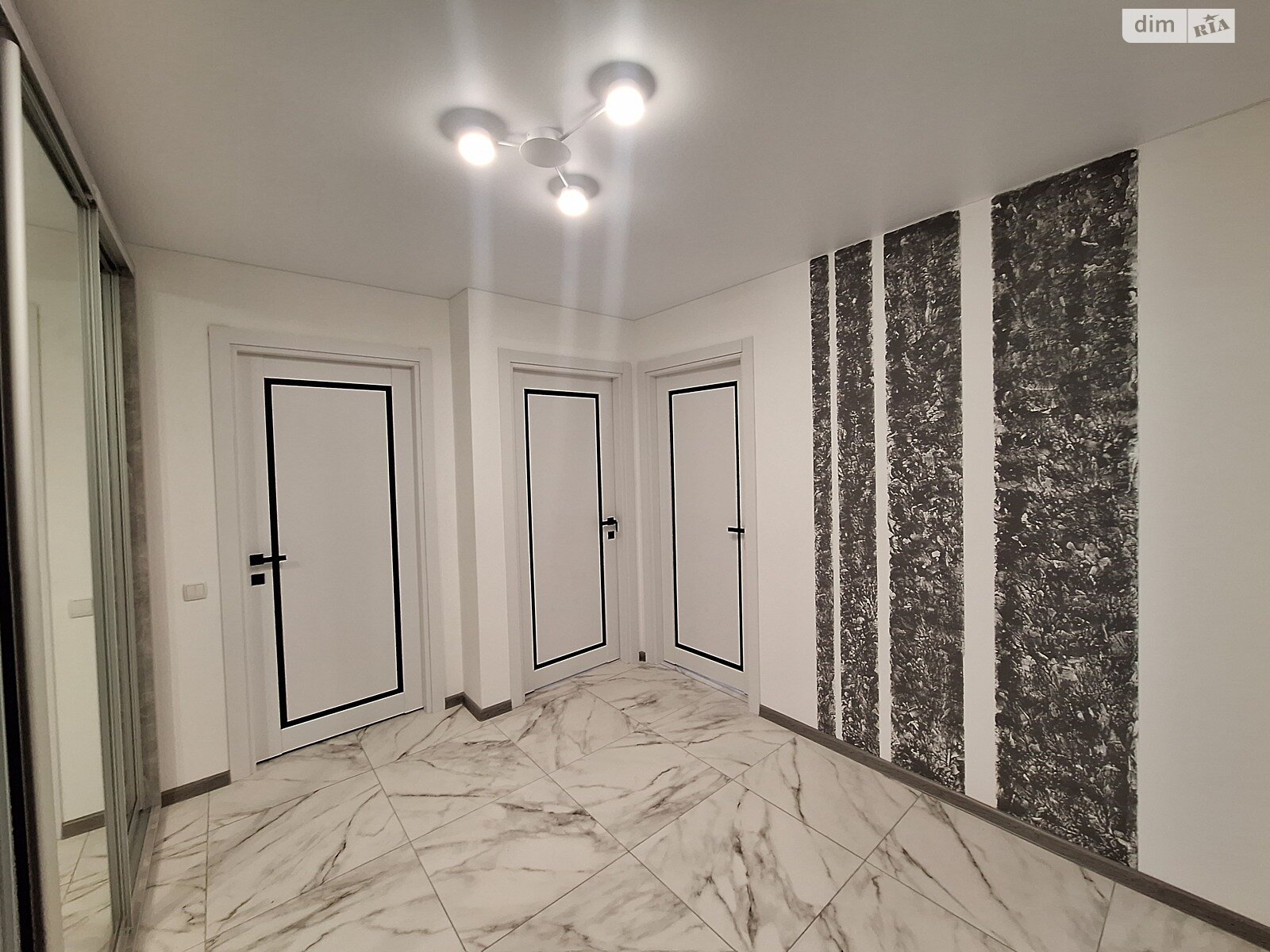 двокімнатна квартира в Вінниці, на просп. Юності в довготривалу оренду помісячно фото 1 двокімнатна квартира в Вінниці, на просп. Юності в довготривалу оренду помісячно фото 1