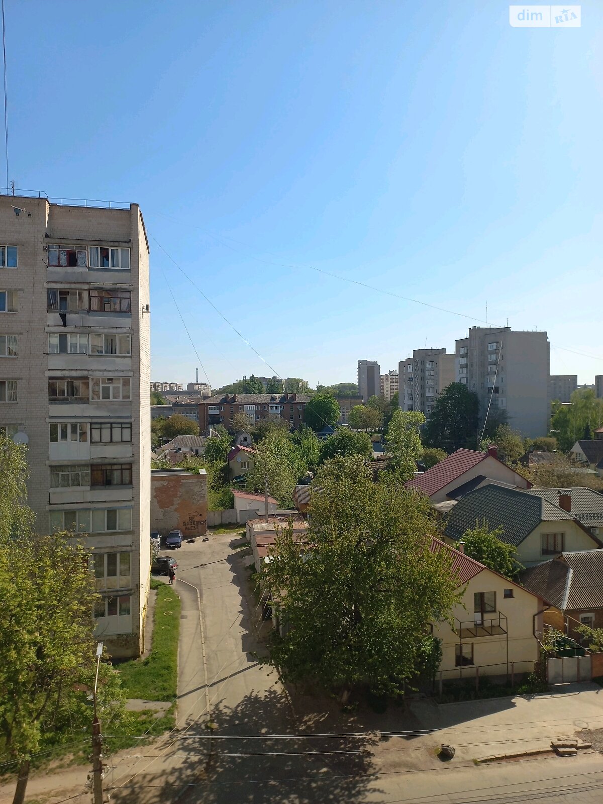 трехкомнатная квартира в Виннице, район Замостье, на ул. Варшавская 16 в аренду на долгий срок помесячно фото 1 трехкомнатная квартира в Виннице, район Замостье, на ул. Варшавская 16 в аренду на долгий срок помесячно фото 1