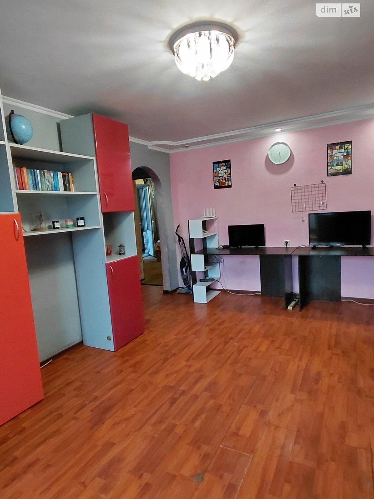 трехкомнатная квартира в Виннице, район Замостянский, на ул. Дмитрия Белоконя 21 в аренду на долгий срок помесячно фото 1 трехкомнатная квартира в Виннице, район Замостянский, на ул. Дмитрия Белоконя 21 в аренду на долгий срок помесячно фото 1