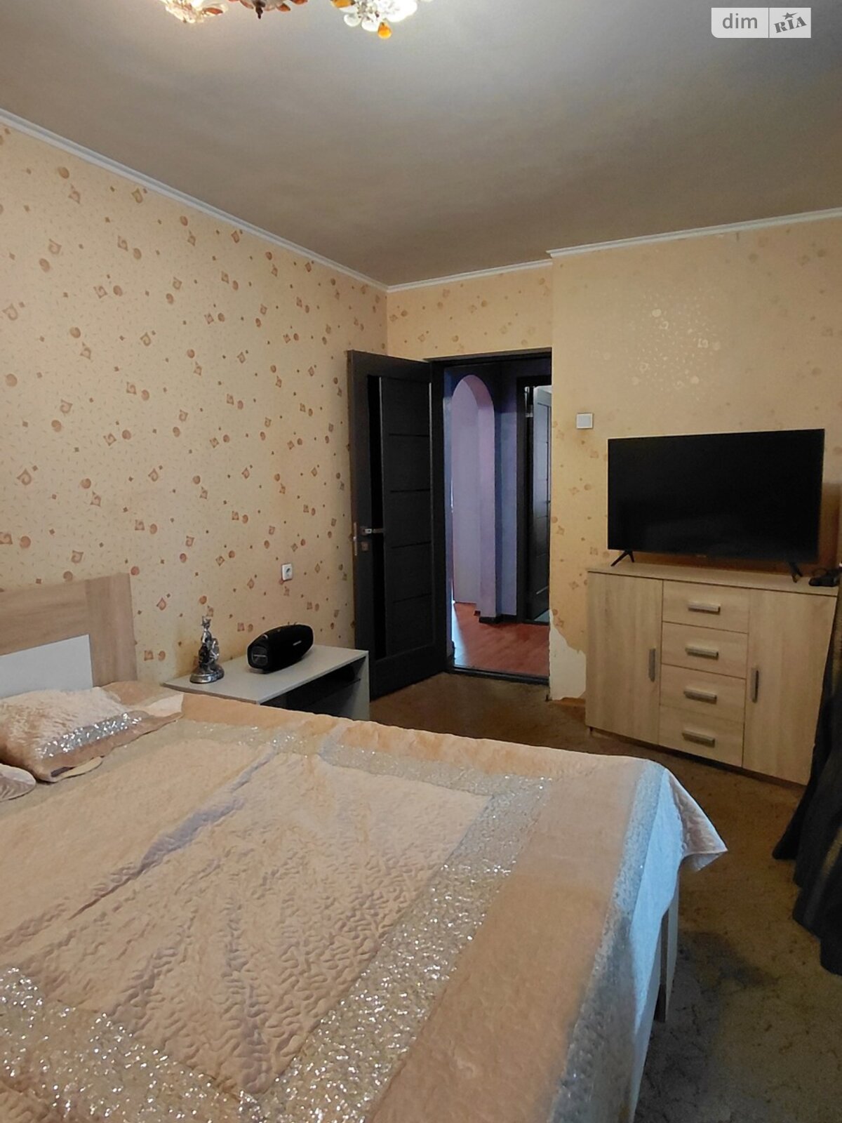 трехкомнатная квартира в Виннице, район Замостянский, на ул. Дмитрия Белоконя 21 в аренду на долгий срок помесячно фото 1 трехкомнатная квартира в Виннице, район Замостянский, на ул. Дмитрия Белоконя 21 в аренду на долгий срок помесячно фото 1