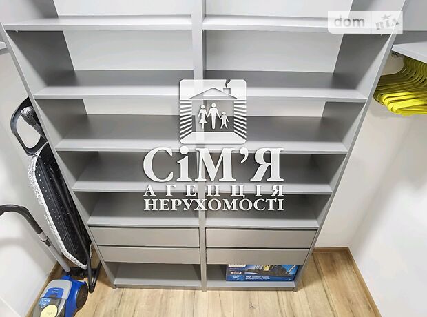 трикімнатна квартира з меблями в Вінниці, район Замостянський, на просп. Коцюбинського 43А в довготривалу оренду помісячно фото 1 трикімнатна квартира з меблями в Вінниці, район Замостянський, на просп. Коцюбинського 43А в довготривалу оренду помісячно фото 1