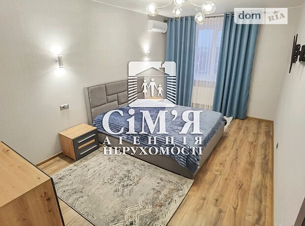 трикімнатна квартира з меблями в Вінниці, район Замостянський, на просп. Коцюбинського 43А в довготривалу оренду помісячно фото 1 трикімнатна квартира з меблями в Вінниці, район Замостянський, на просп. Коцюбинського 43А в довготривалу оренду помісячно фото 1