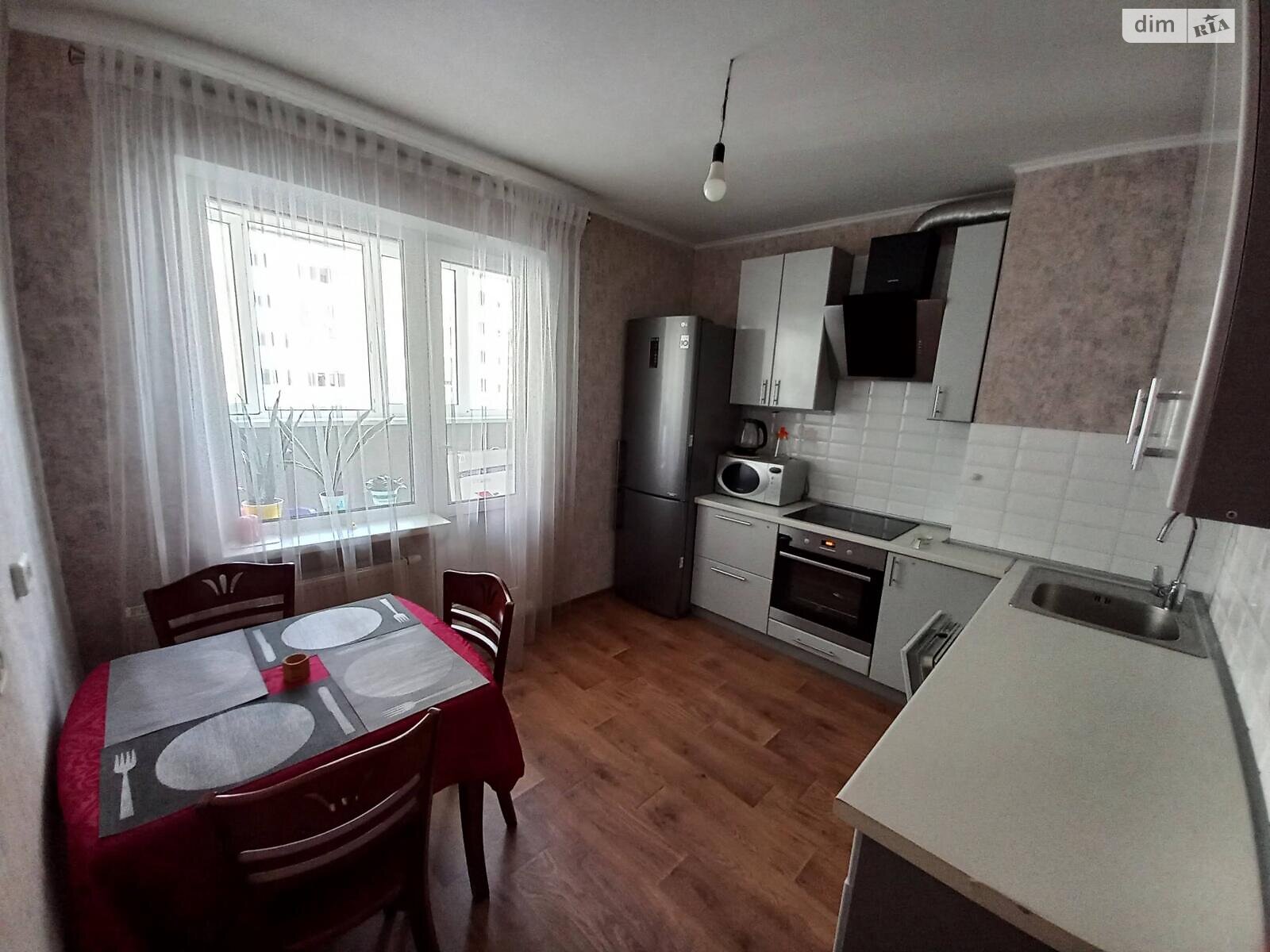 однокімнатна квартира з ремонтом в Вишгороді, район Вишгород, на вул. Кургузова 11В в довготривалу оренду помісячно фото 1 однокімнатна квартира з ремонтом в Вишгороді, район Вишгород, на вул. Кургузова 11В в довготривалу оренду помісячно фото 1