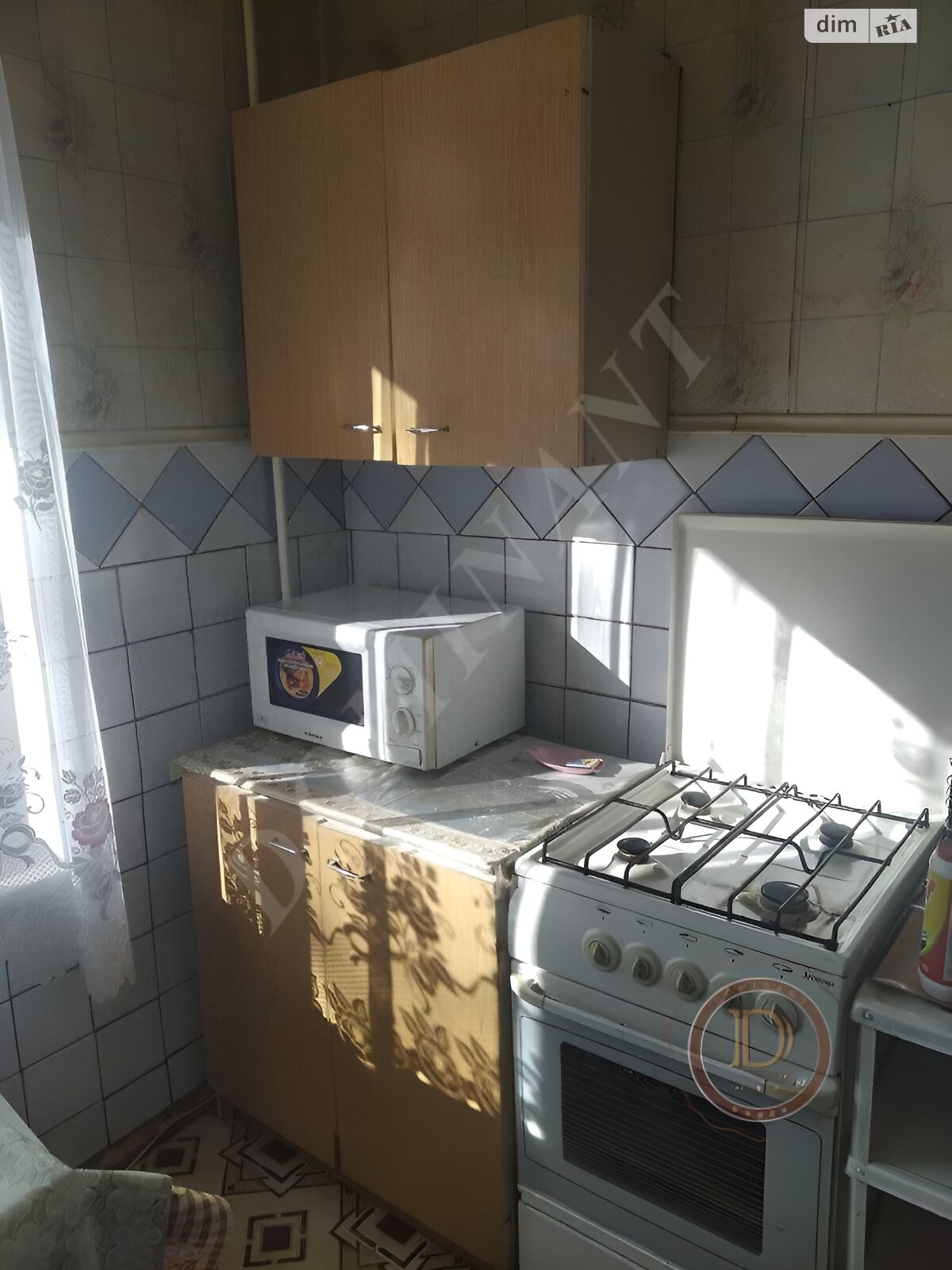 трикімнатна квартира в Запоріжжі, район 1-й Шевченківський, на вул. Деповська в довготривалу оренду помісячно фото 1 трикімнатна квартира в Запоріжжі, район 1-й Шевченківський, на вул. Деповська в довготривалу оренду помісячно фото 1