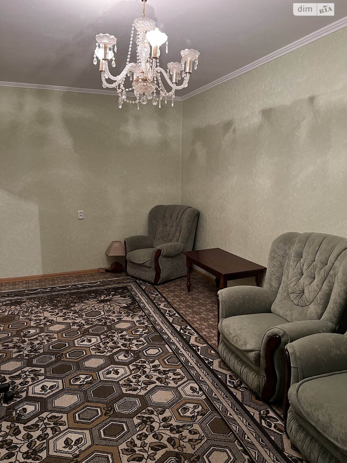 однокомнатная квартира с мебелью в Запорожье, район 1-й Шевченковский, на ул. Волшебная в аренду на долгий срок помесячно фото 1