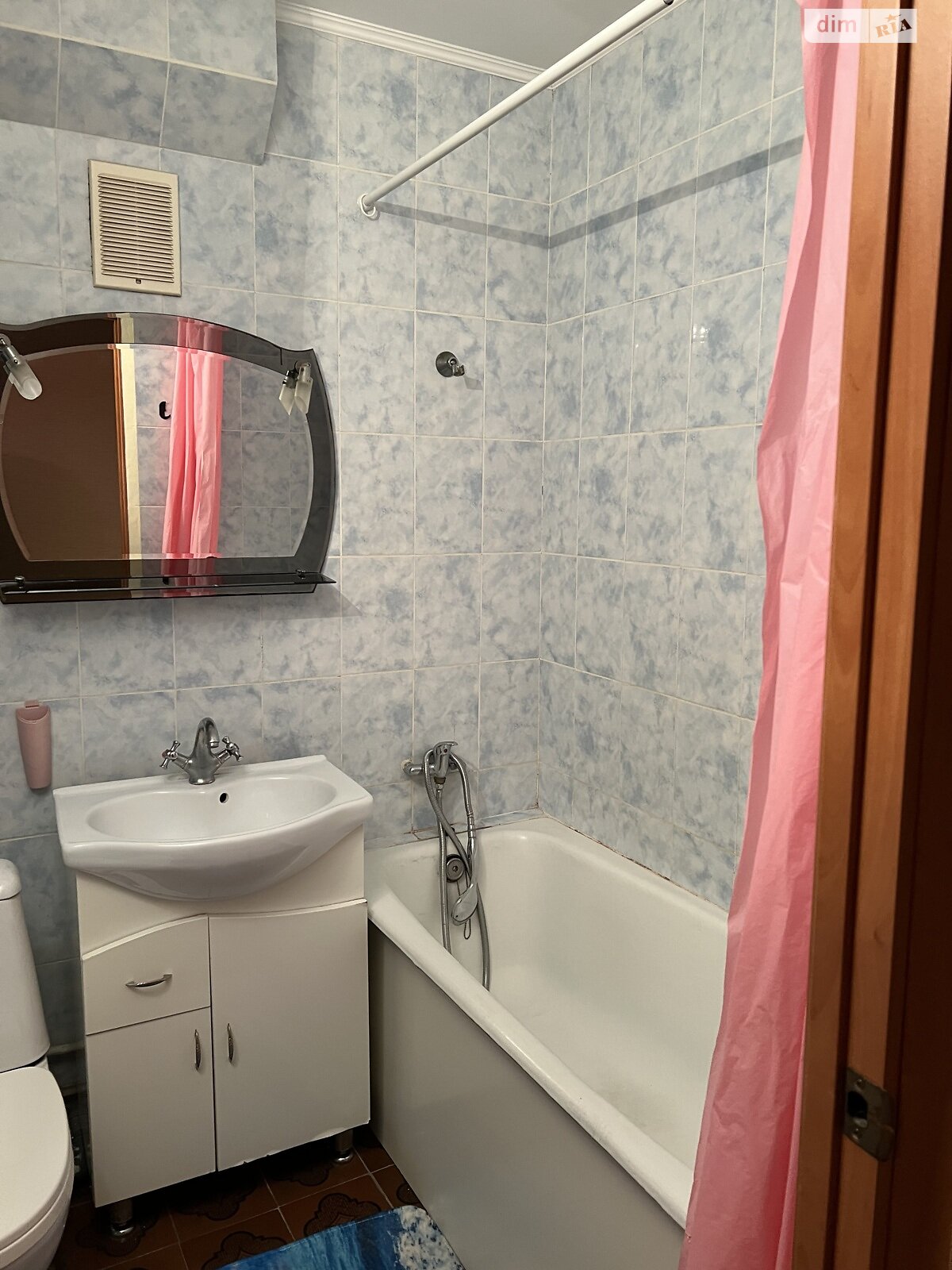 однокомнатная квартира с мебелью в Запорожье, район 1-й Шевченковский, на ул. Волшебная в аренду на долгий срок помесячно фото 1