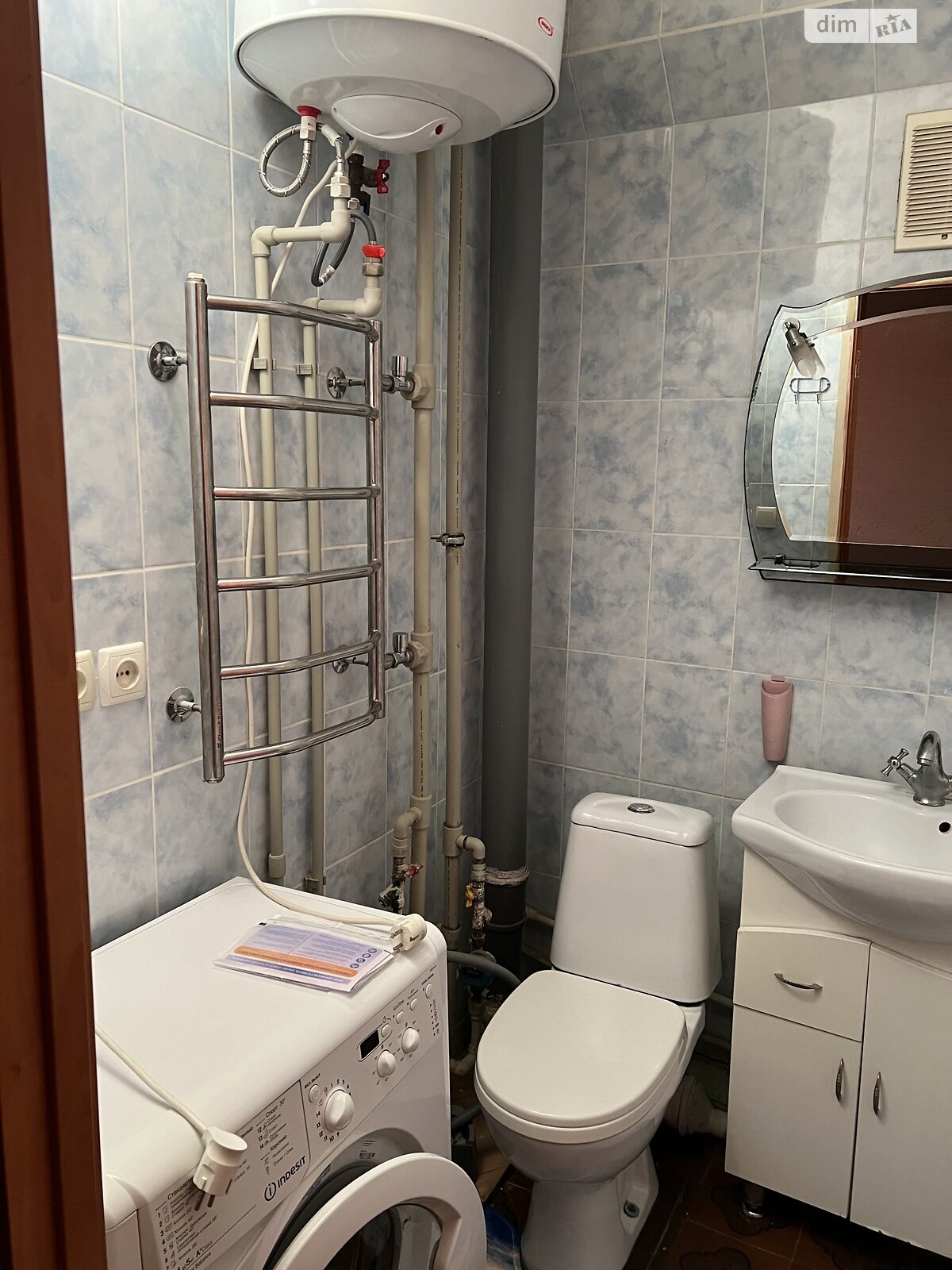 однокомнатная квартира с мебелью в Запорожье, район 1-й Шевченковский, на ул. Волшебная в аренду на долгий срок помесячно фото 1