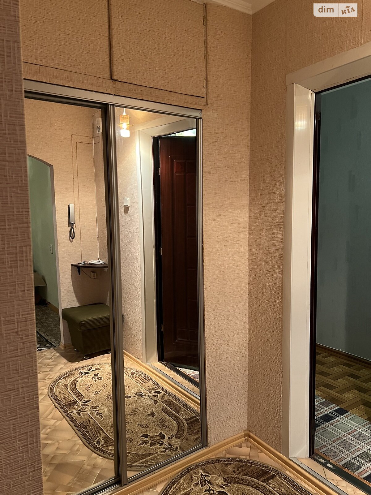 однокомнатная квартира с мебелью в Запорожье, район 1-й Шевченковский, на ул. Волшебная в аренду на долгий срок помесячно фото 1