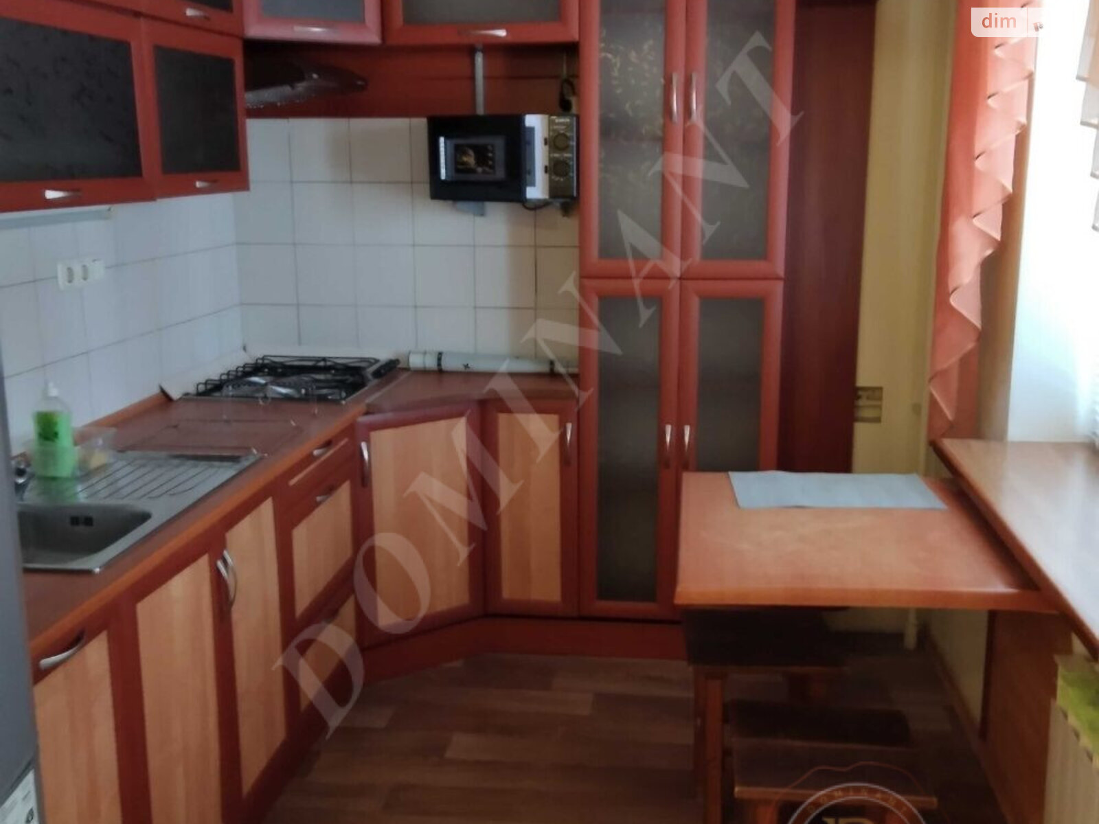 трехкомнатная квартира в Запорожье, район 1-й Шевченковский, на Моторостробудівників в аренду на долгий срок помесячно фото 1 трехкомнатная квартира в Запорожье, район 1-й Шевченковский, на Моторостробудівників в аренду на долгий срок помесячно фото 1
