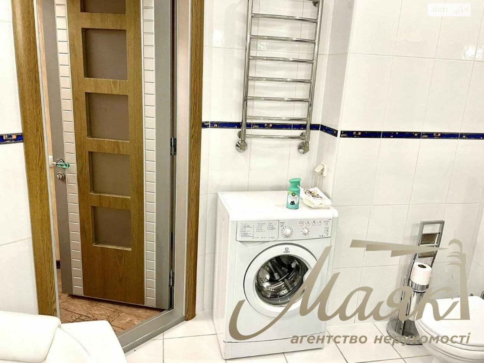 трехкомнатная квартира в Запорожье, район Александровский (Жовтневый), на ул. Почтовая в аренду на долгий срок помесячно фото 1 трехкомнатная квартира в Запорожье, район Александровский (Жовтневый), на ул. Почтовая в аренду на долгий срок помесячно фото 1
