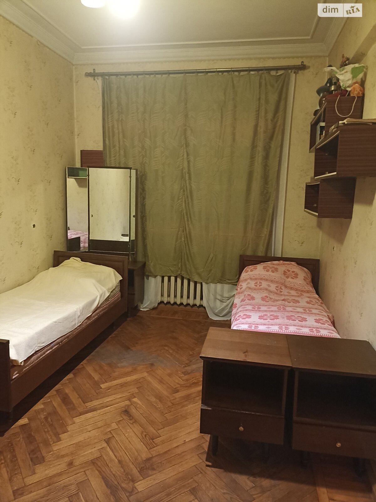 четырехкомнатная квартира в Запорожье, район Александровский (Жовтневый), на ул. Приходская в аренду на долгий срок помесячно фото 1 четырехкомнатная квартира в Запорожье, район Александровский (Жовтневый), на ул. Приходская в аренду на долгий срок помесячно фото 1