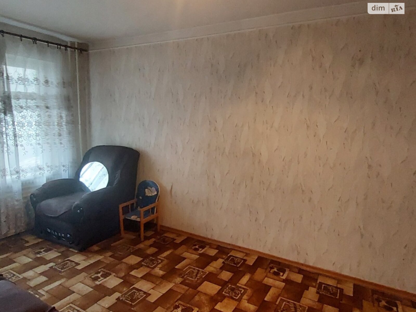 трехкомнатная квартира в Запорожье, район Александровский (Жовтневый), на ул. Школьная 25 в аренду на долгий срок помесячно фото 1