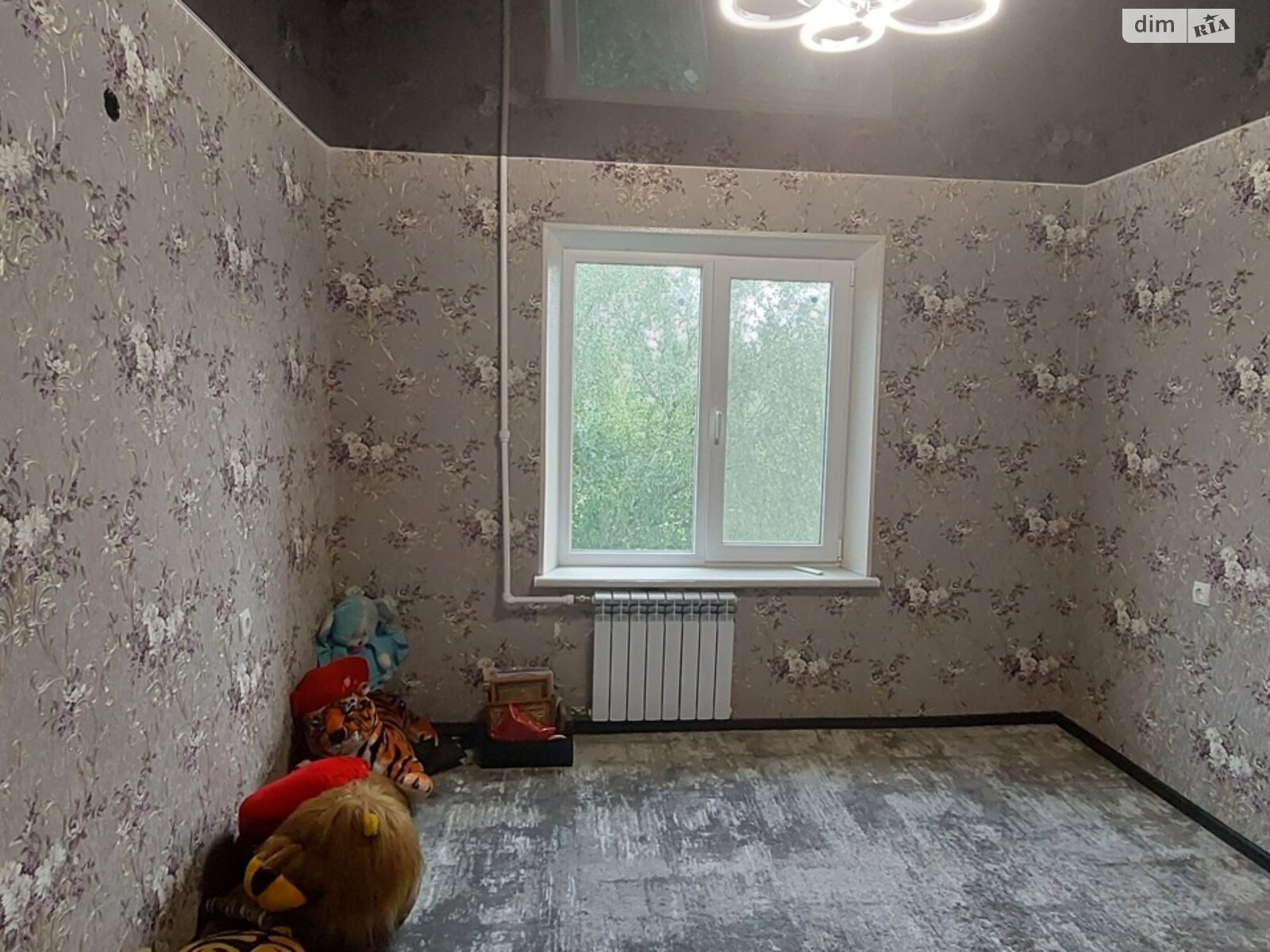 трехкомнатная квартира в Запорожье, район Александровский (Жовтневый), на ул. Школьная 25 в аренду на долгий срок помесячно фото 1