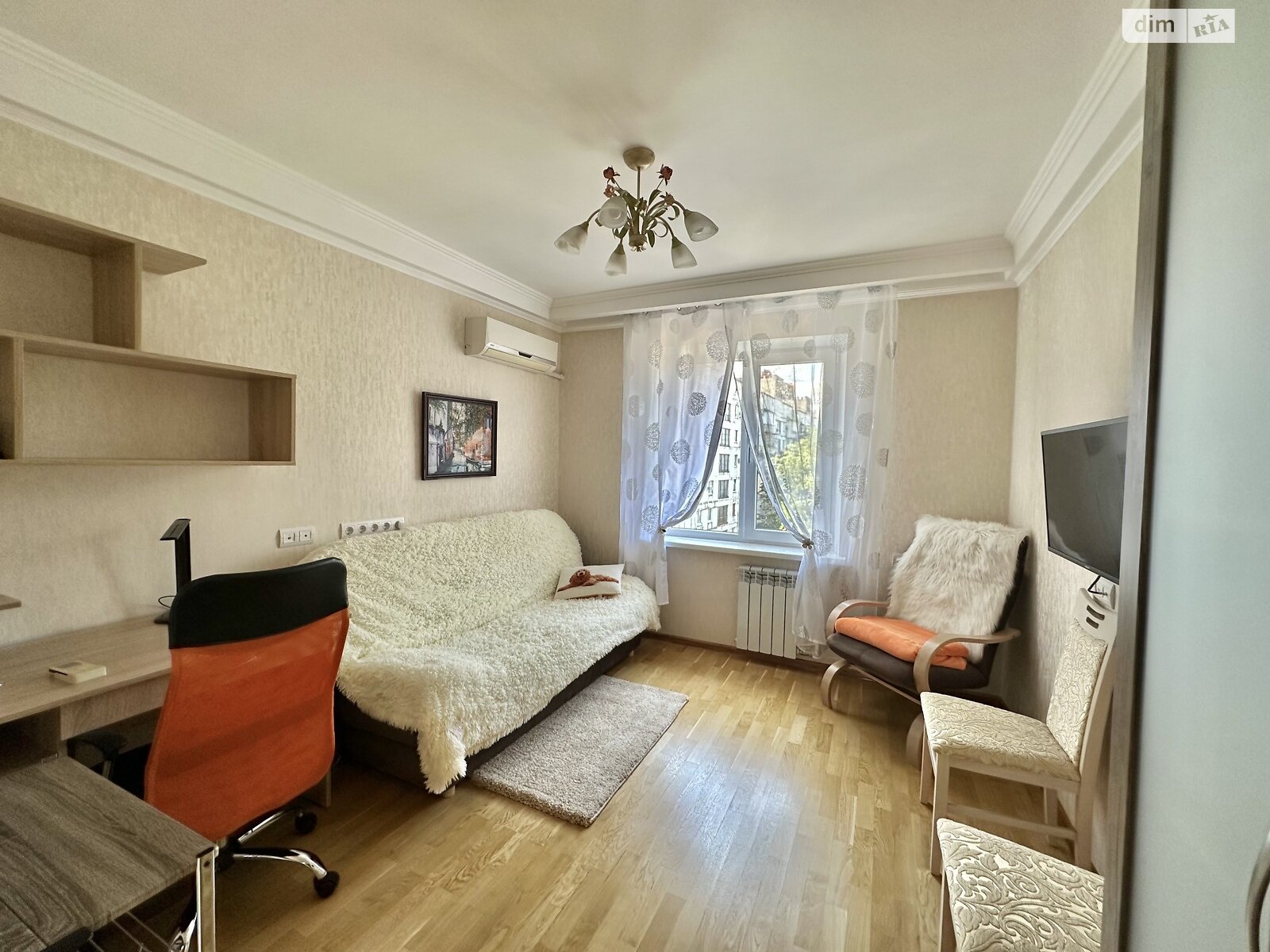 трехкомнатная квартира в Запорожье, район Александровский (Жовтневый), на ул. Запорожская в аренду на долгий срок помесячно фото 1 трехкомнатная квартира в Запорожье, район Александровский (Жовтневый), на ул. Запорожская в аренду на долгий срок помесячно фото 1