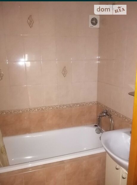 двухкомнатная квартира в Запорожье, район Бородинский, на ул. Ладожская в аренду на долгий срок помесячно фото 1 двухкомнатная квартира в Запорожье, район Бородинский, на ул. Ладожская в аренду на долгий срок помесячно фото 1
