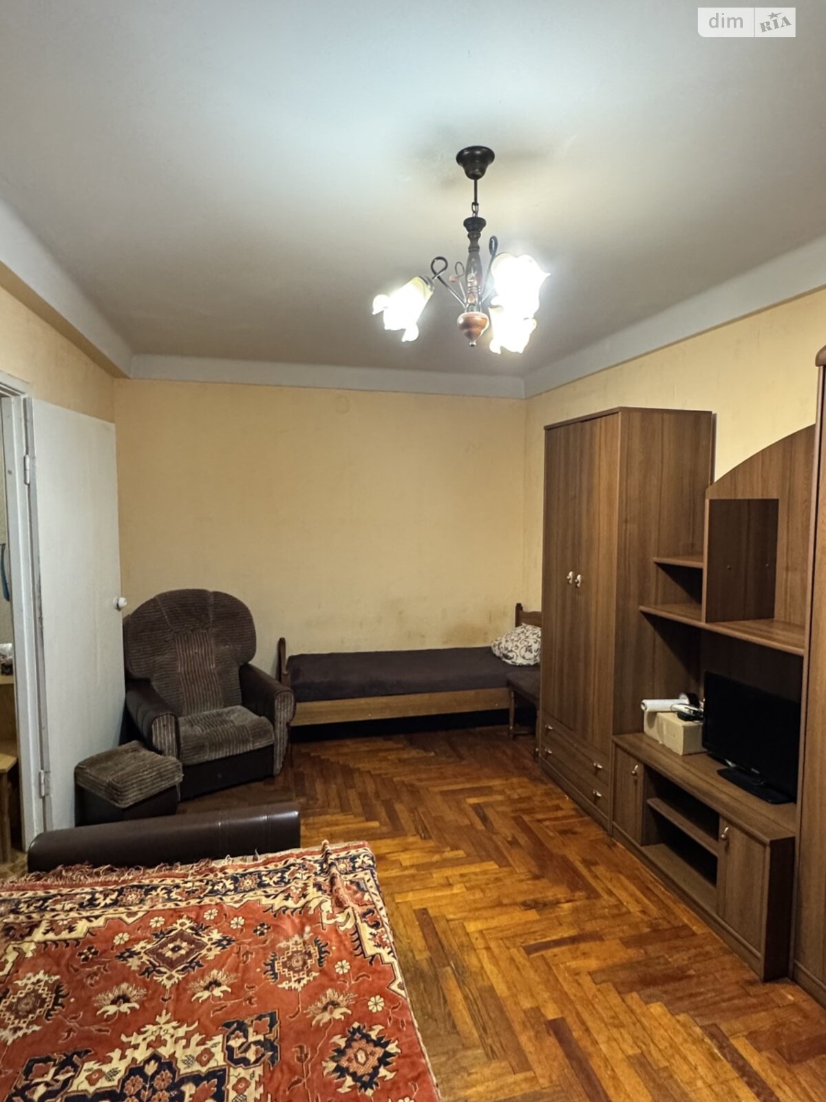 однокомнатная квартира с мебелью в Запорожье, район Бородинский, на ул. Петра Сагайдачного 1В в аренду на долгий срок помесячно фото 1