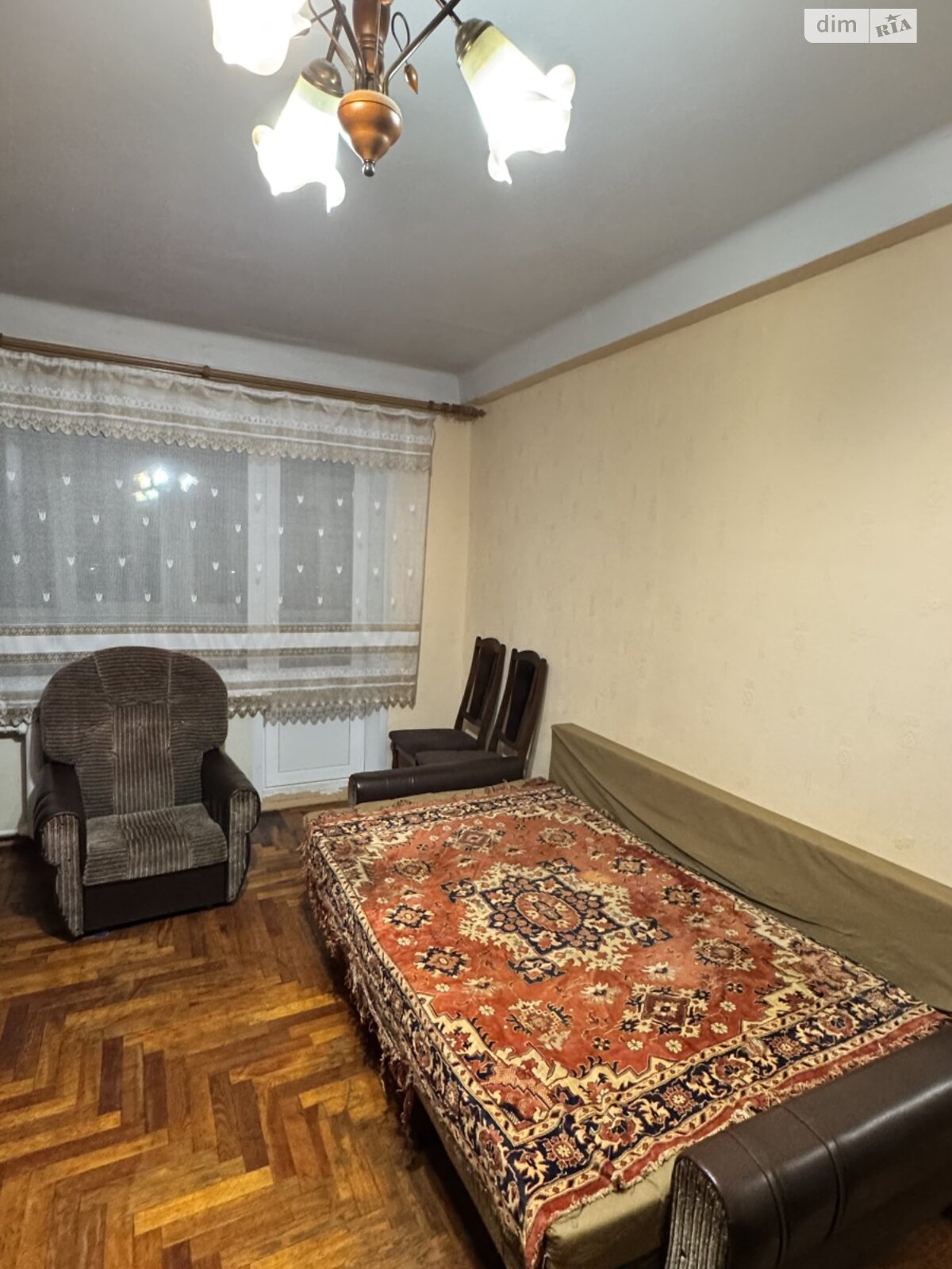 однокомнатная квартира с мебелью в Запорожье, район Бородинский, на ул. Петра Сагайдачного 1В в аренду на долгий срок помесячно фото 1