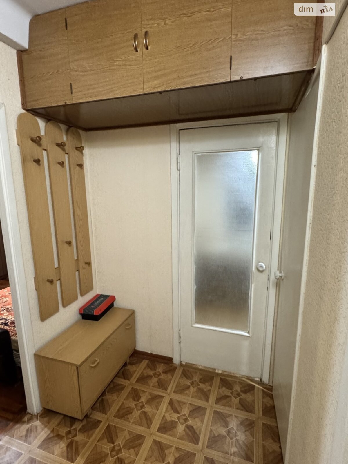 однокомнатная квартира с мебелью в Запорожье, район Бородинский, на ул. Петра Сагайдачного 1В в аренду на долгий срок помесячно фото 1