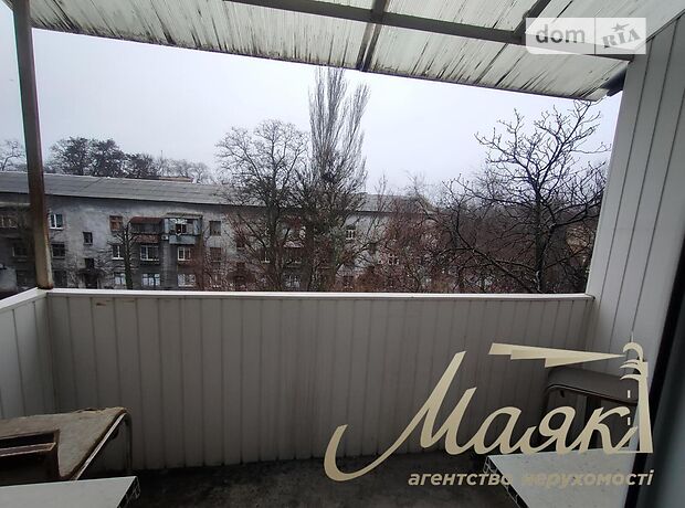 трехкомнатная квартира в Запорожье, район Днепровский (Ленинский), на Соборний проспект в аренду на долгий срок помесячно фото 1 трехкомнатная квартира в Запорожье, район Днепровский (Ленинский), на Соборний проспект в аренду на долгий срок помесячно фото 1