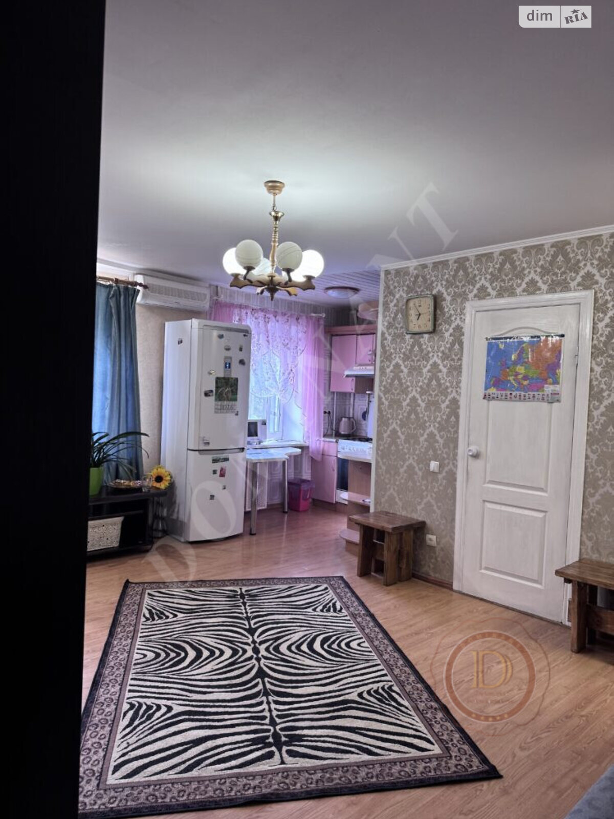 трикімнатна квартира в Запоріжжі, район Дніпровський (Ленінський), на бул. Вінтера в довготривалу оренду помісячно фото 1 трикімнатна квартира в Запоріжжі, район Дніпровський (Ленінський), на бул. Вінтера в довготривалу оренду помісячно фото 1