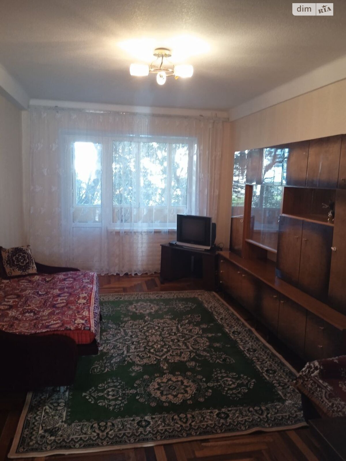 трикімнатна квартира в Запоріжжі, район Хортицький, на вул. Героїв 93-ї бригади 24 в довготривалу оренду помісячно фото 1 трикімнатна квартира в Запоріжжі, район Хортицький, на вул. Героїв 93-ї бригади 24 в довготривалу оренду помісячно фото 1