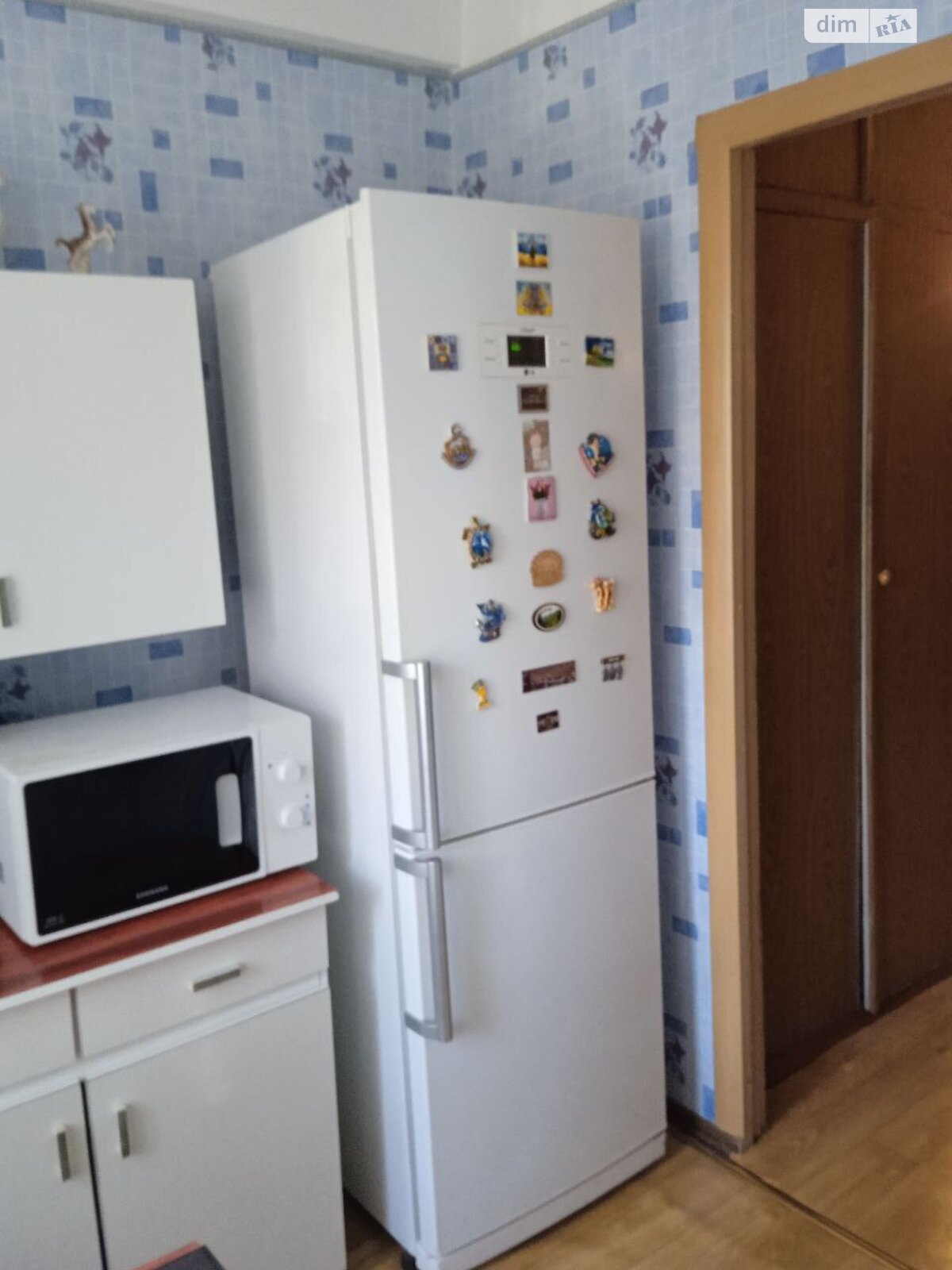 трикімнатна квартира в Запоріжжі, район Хортицький, на вул. Героїв 93-ї бригади 24 в довготривалу оренду помісячно фото 1 трикімнатна квартира в Запоріжжі, район Хортицький, на вул. Героїв 93-ї бригади 24 в довготривалу оренду помісячно фото 1