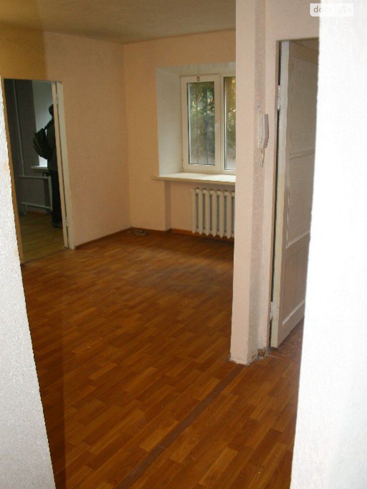 трехкомнатная квартира в Запорожье, на Независимой Украины улица 59, кв. 4 в аренду на долгий срок помесячно фото 1