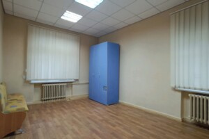 трехкомнатная квартира в Запорожье, на ул. Жуковского 76 в аренду на долгий срок помесячно фото 2