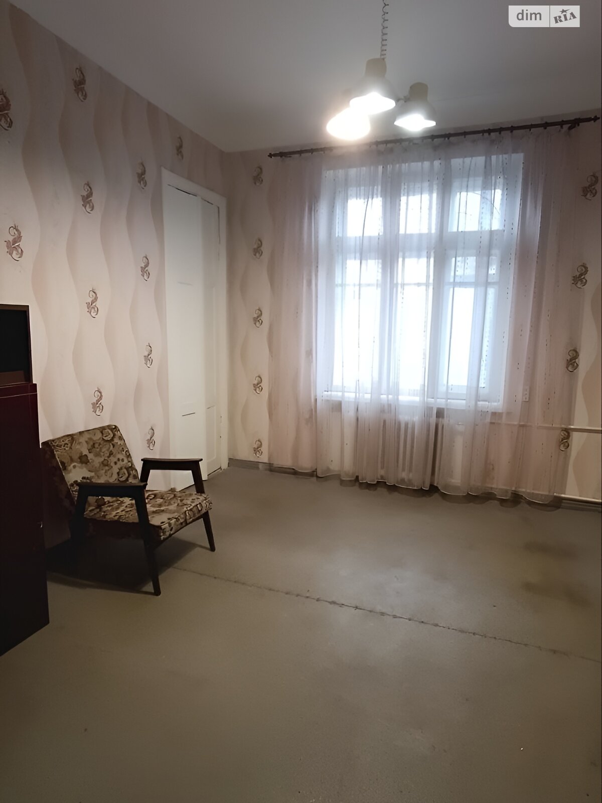 трехкомнатная квартира в Запорожье, на ул. Жуковского 76 в аренду на долгий срок помесячно фото 1 трехкомнатная квартира в Запорожье, на ул. Жуковского 76 в аренду на долгий срок помесячно фото 1
