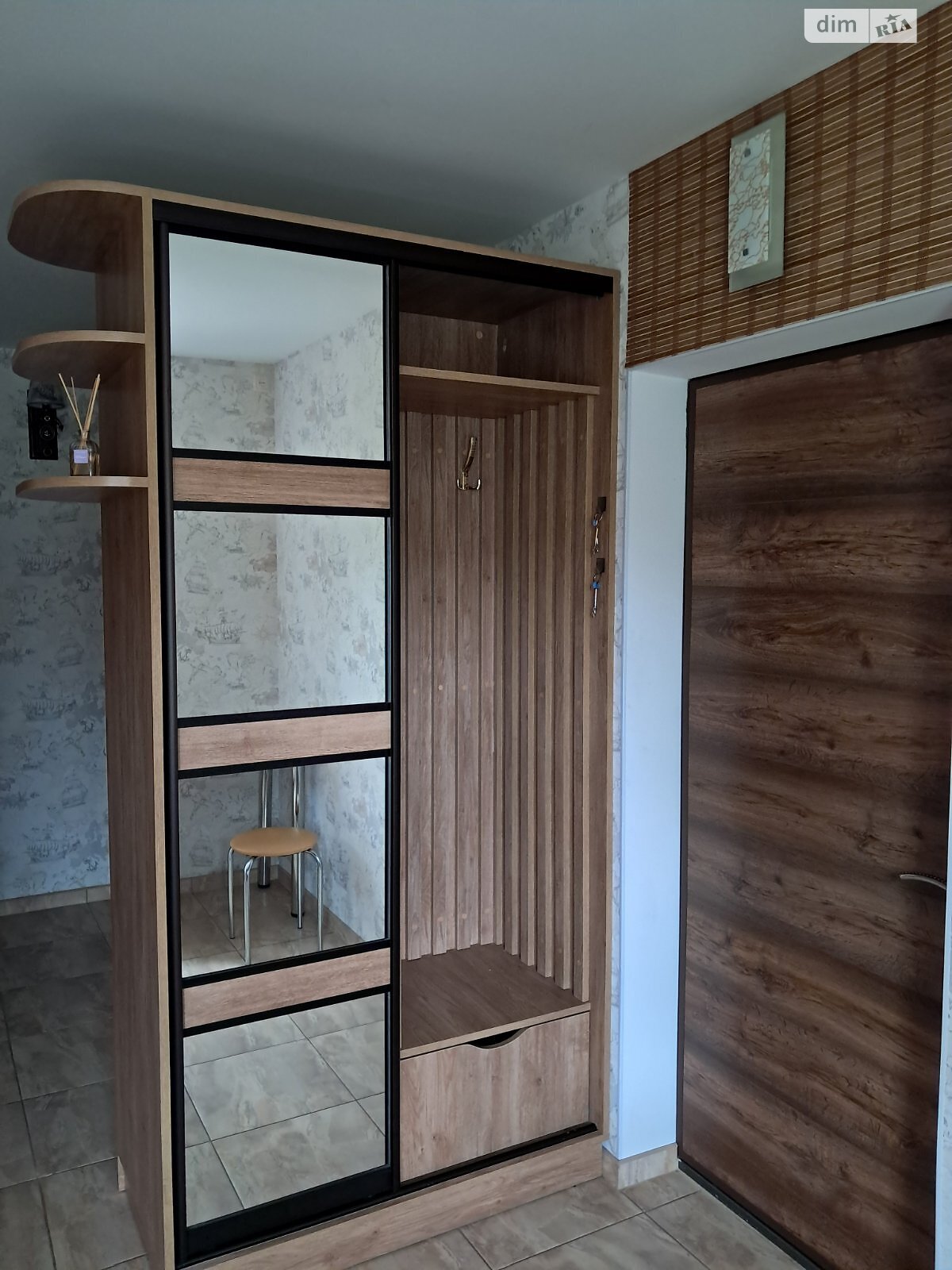 однокімнатна квартира в Запоріжжі, район Комунарський, на вул. Космічна в довготривалу оренду помісячно фото 1 однокімнатна квартира в Запоріжжі, район Комунарський, на вул. Космічна в довготривалу оренду помісячно фото 1