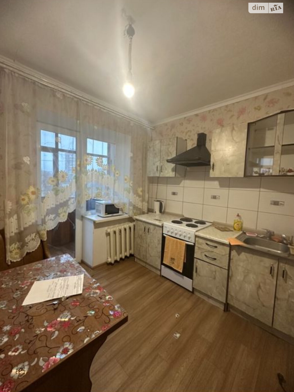 однокомнатная квартира в Запорожье, район Коммунарский, на ул. Космическая 78А в аренду на долгий срок помесячно фото 1 однокомнатная квартира в Запорожье, район Коммунарский, на ул. Космическая 78А в аренду на долгий срок помесячно фото 1