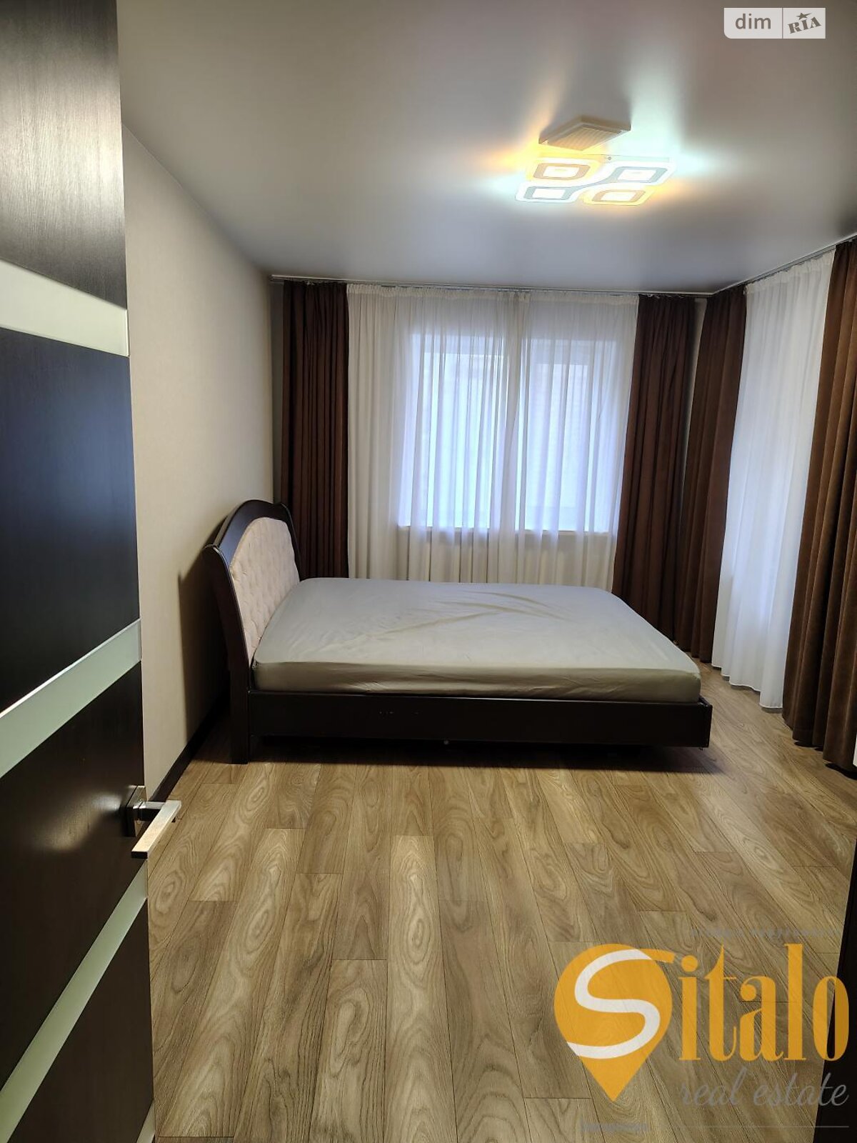 двухкомнатная квартира в Запорожье, район Коммунарский, на ул. Космическая в аренду на долгий срок помесячно фото 1 двухкомнатная квартира в Запорожье, район Коммунарский, на ул. Космическая в аренду на долгий срок помесячно фото 1